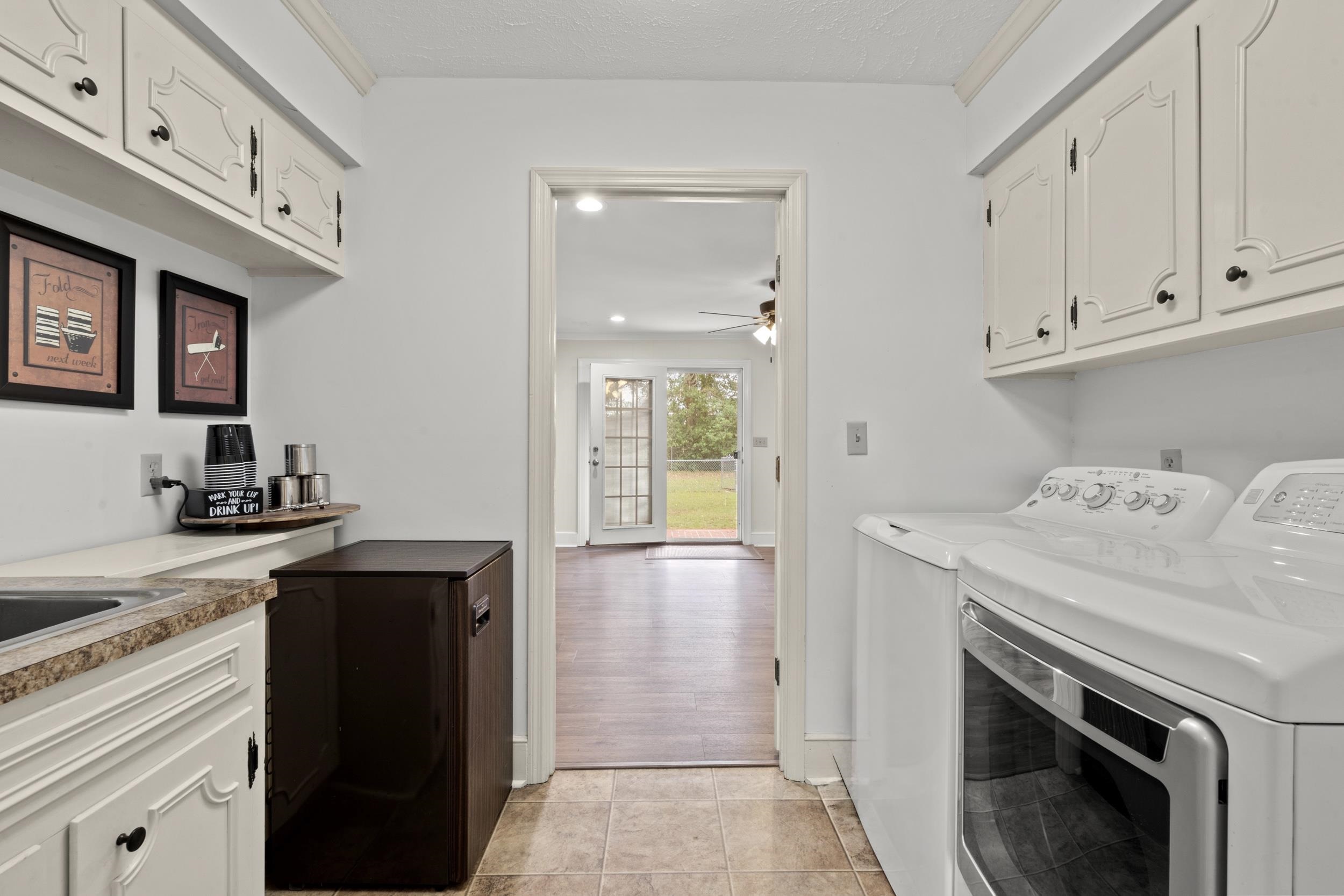 4867 Bluff Rd. Property Photo 21