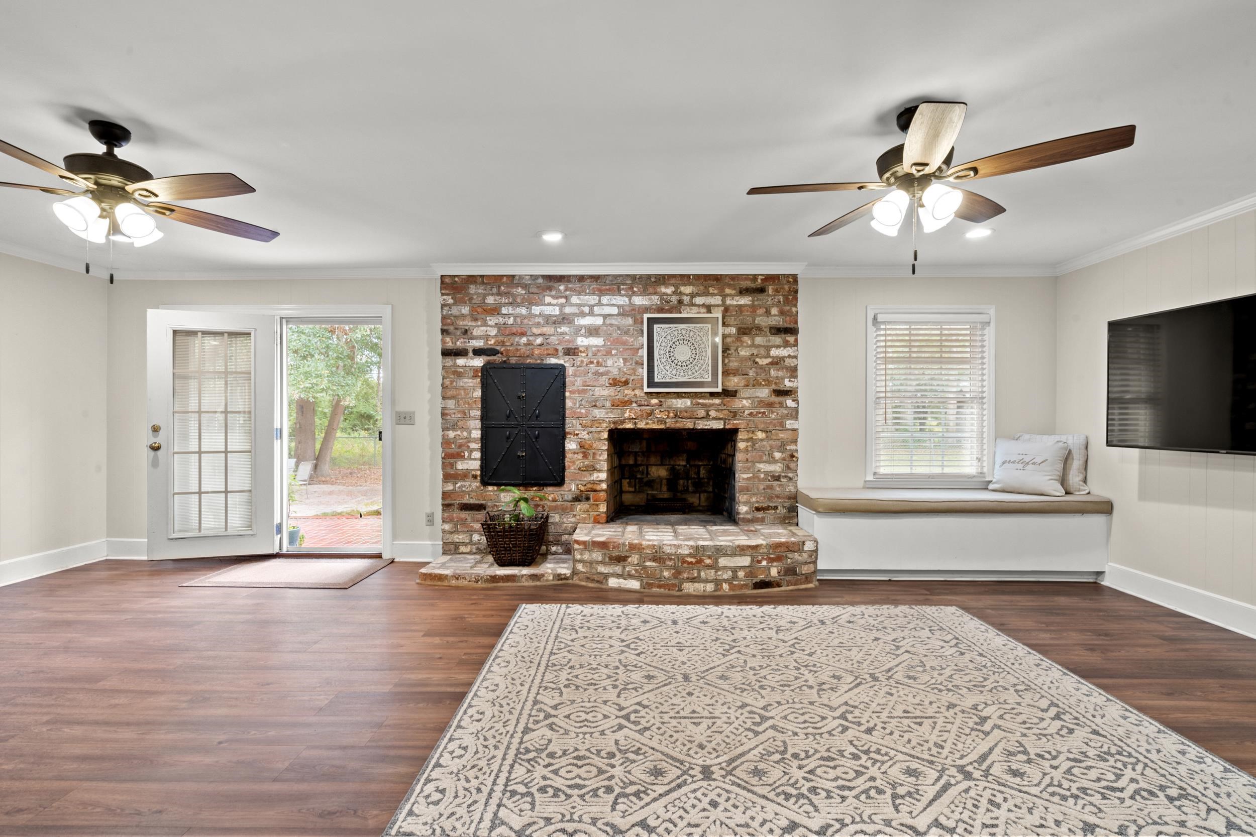 4867 Bluff Rd. Property Photo 25
