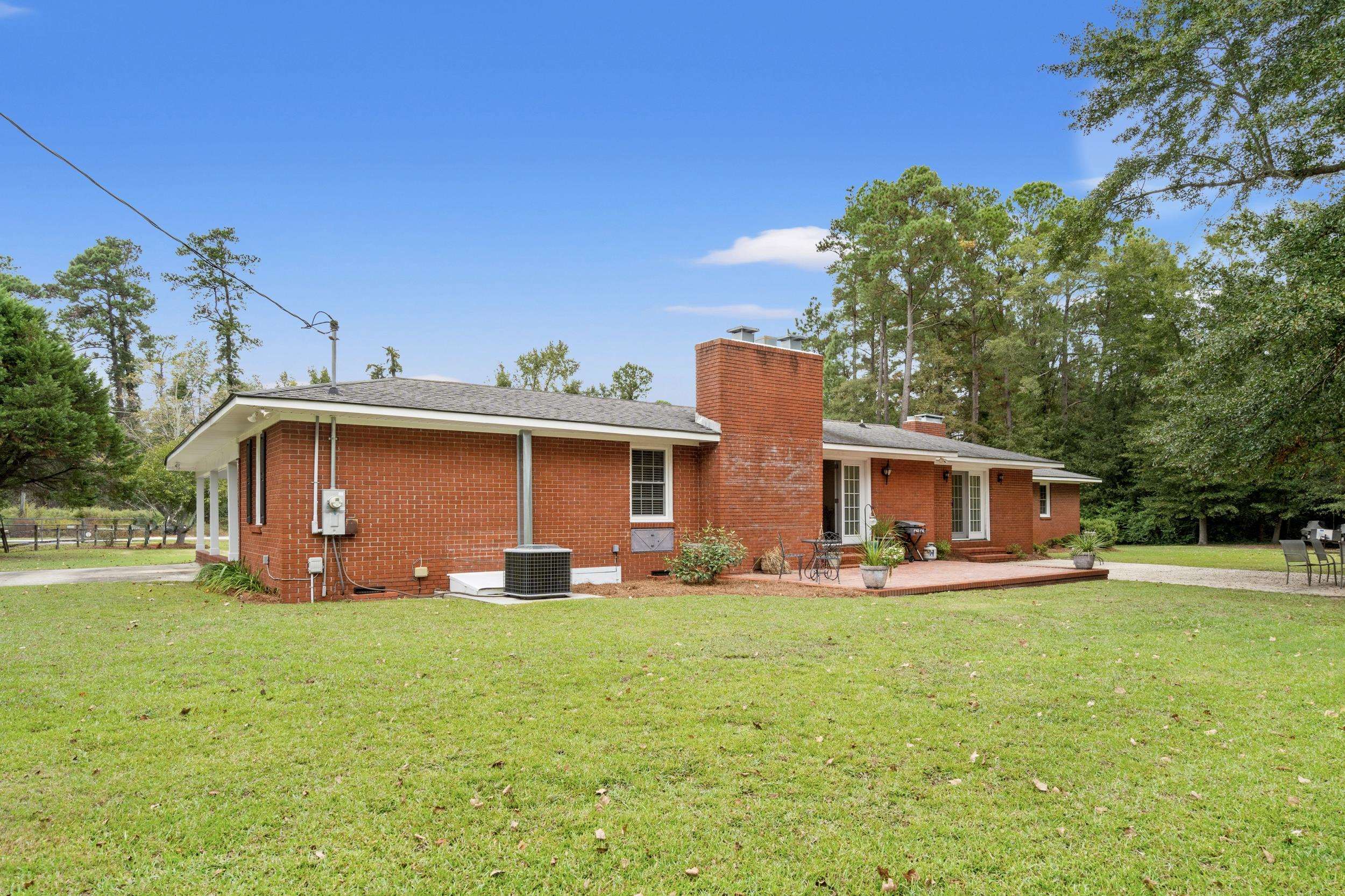4867 Bluff Rd. Property Photo 34