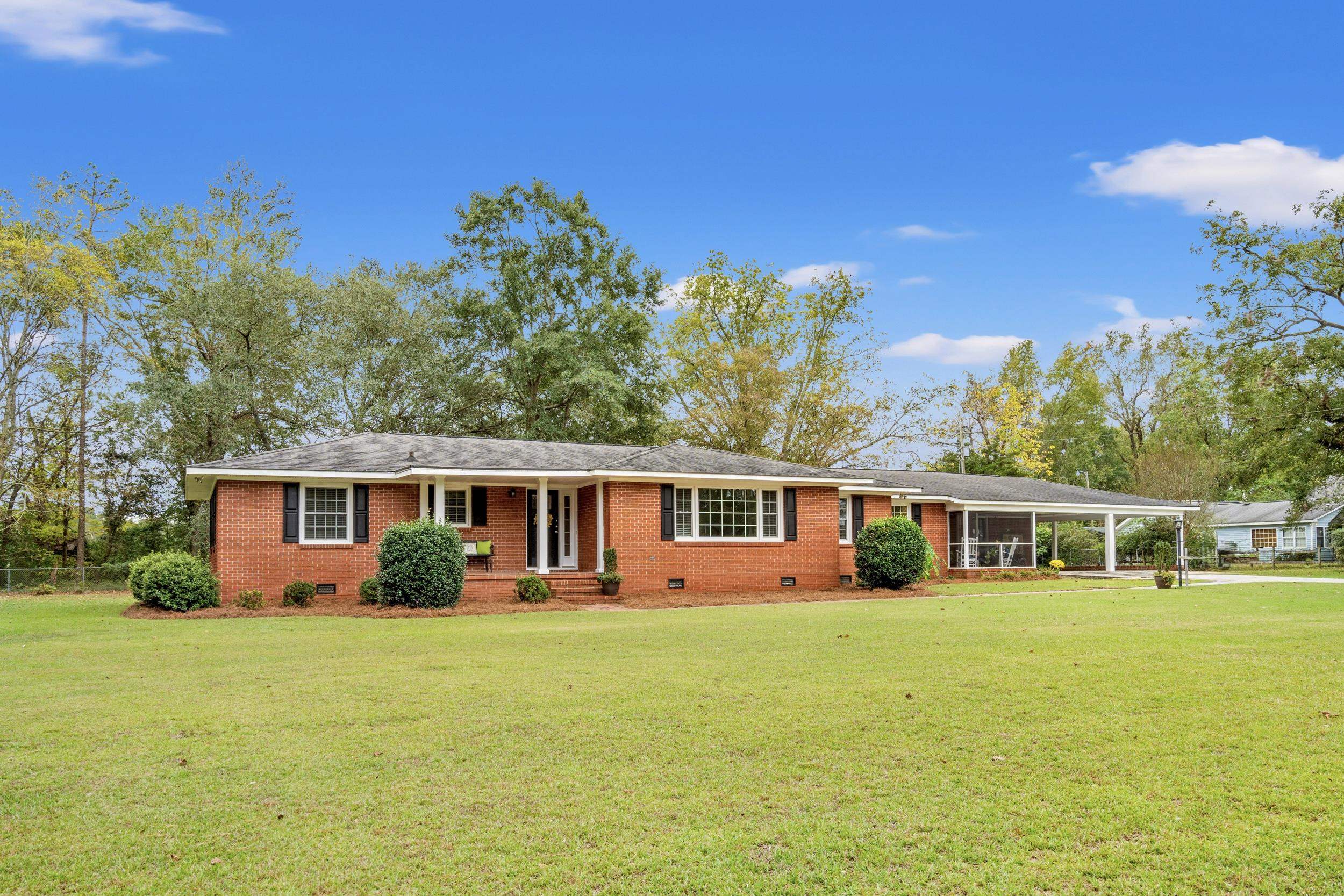 4867 Bluff Rd. Property Photo 37