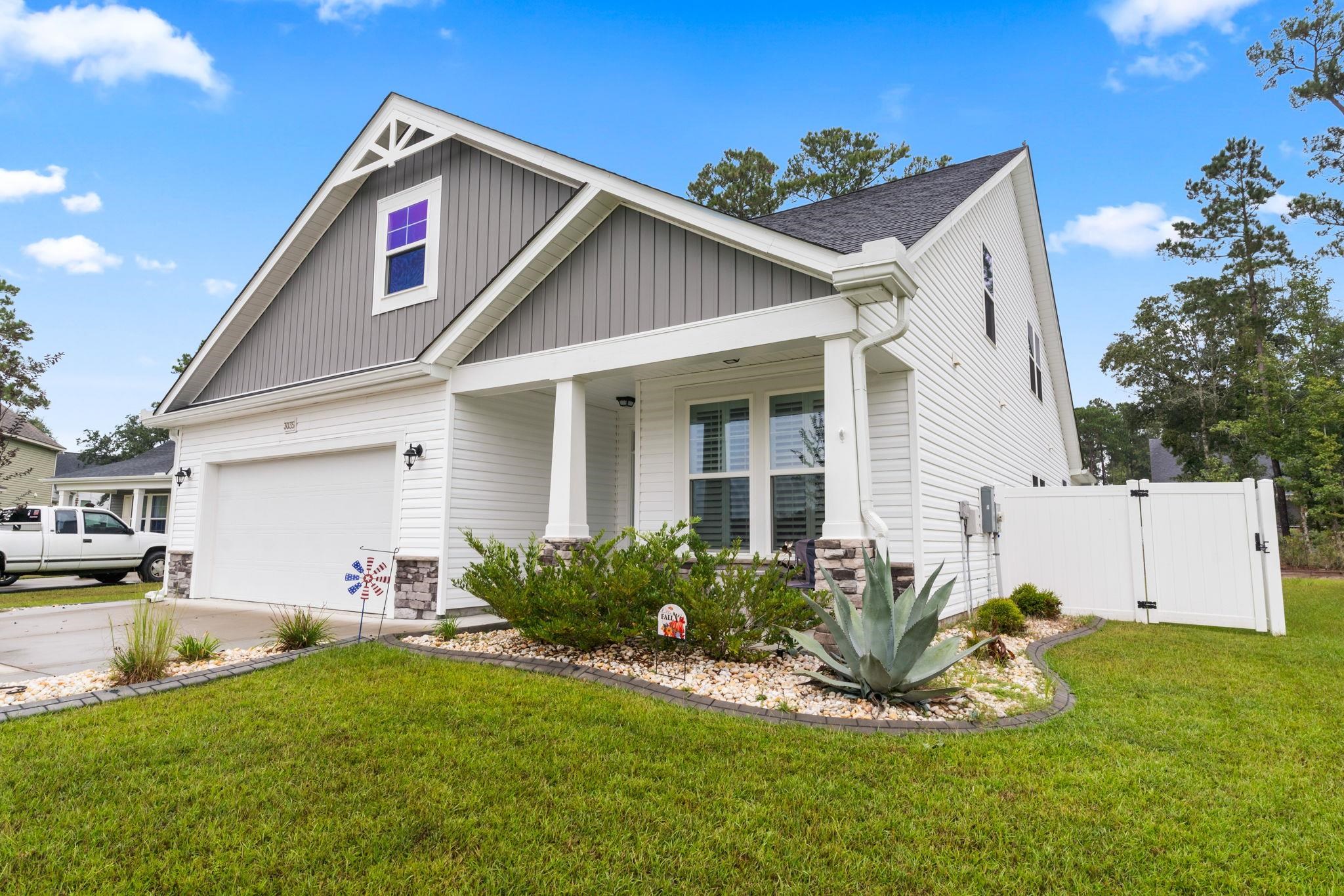 3035 Honey Clover Ct. Property Photo 3