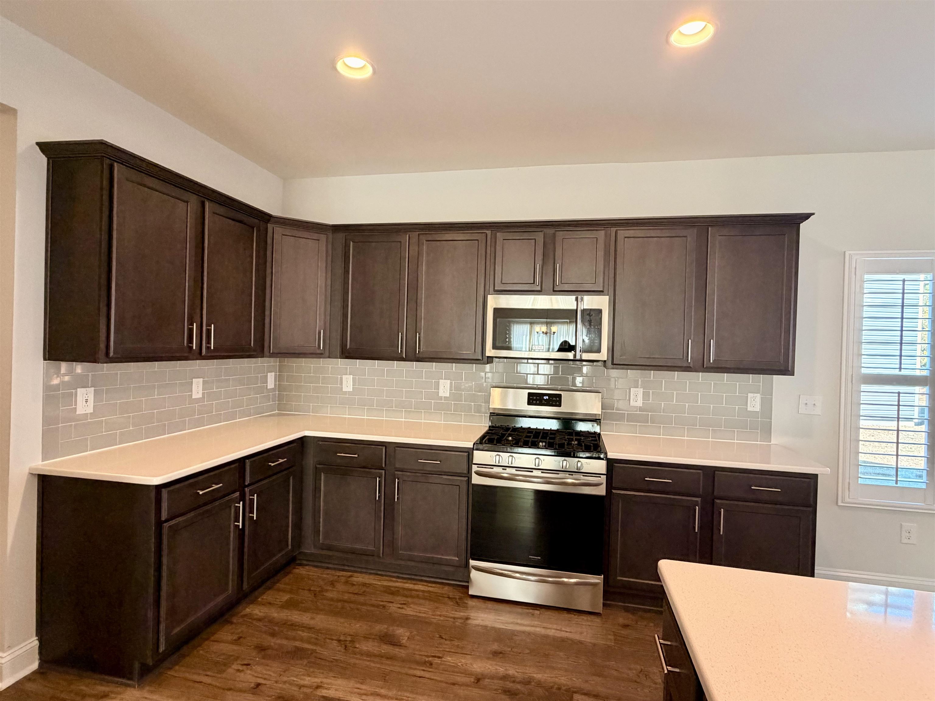 3035 Honey Clover Ct. Property Photo 6
