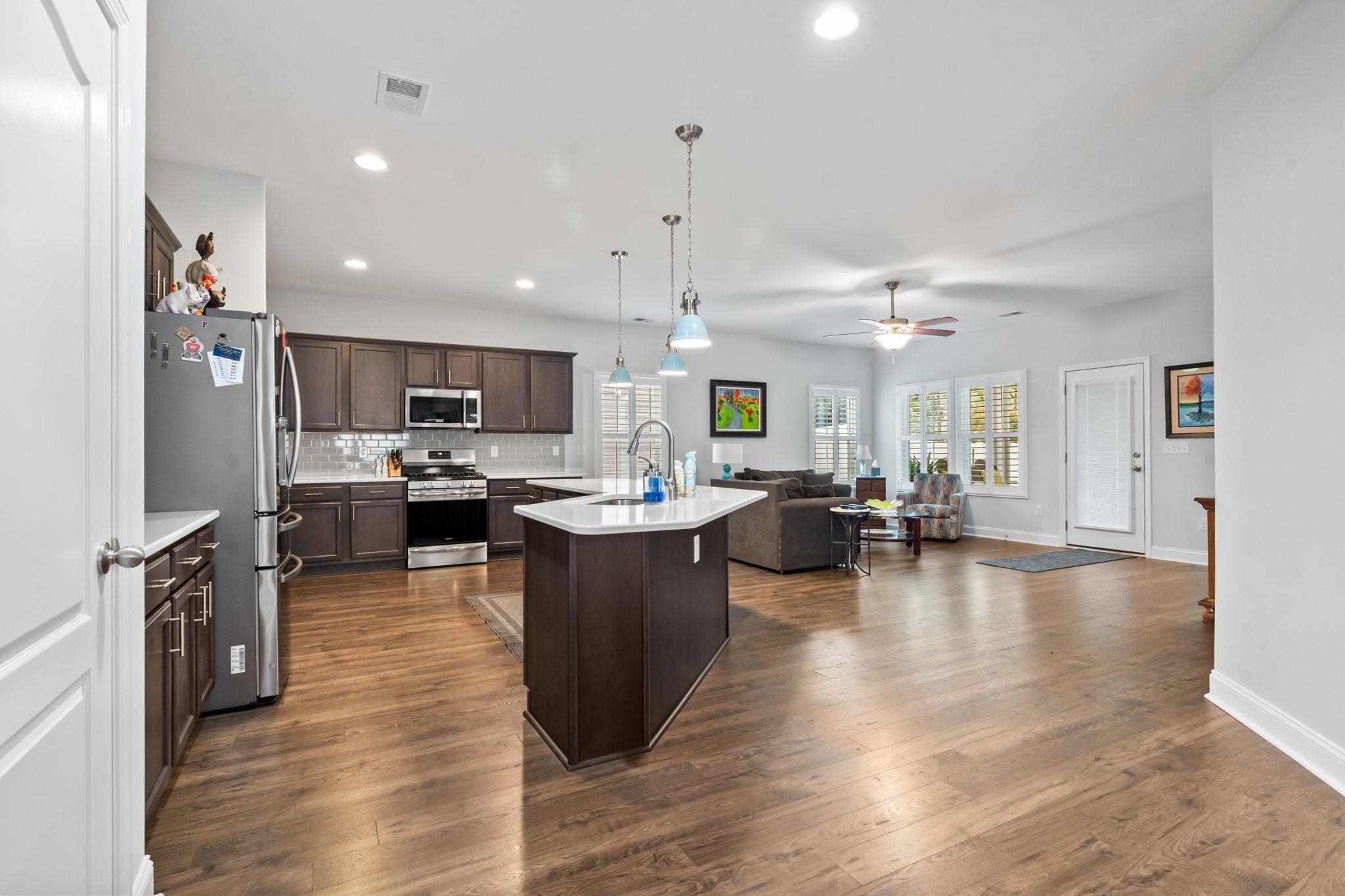3035 Honey Clover Ct. Property Photo 8