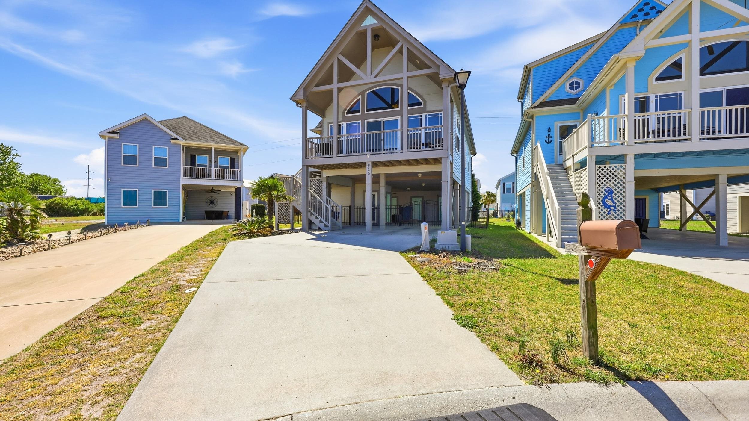 915 Ocean Pines Ct. Property Photo 1