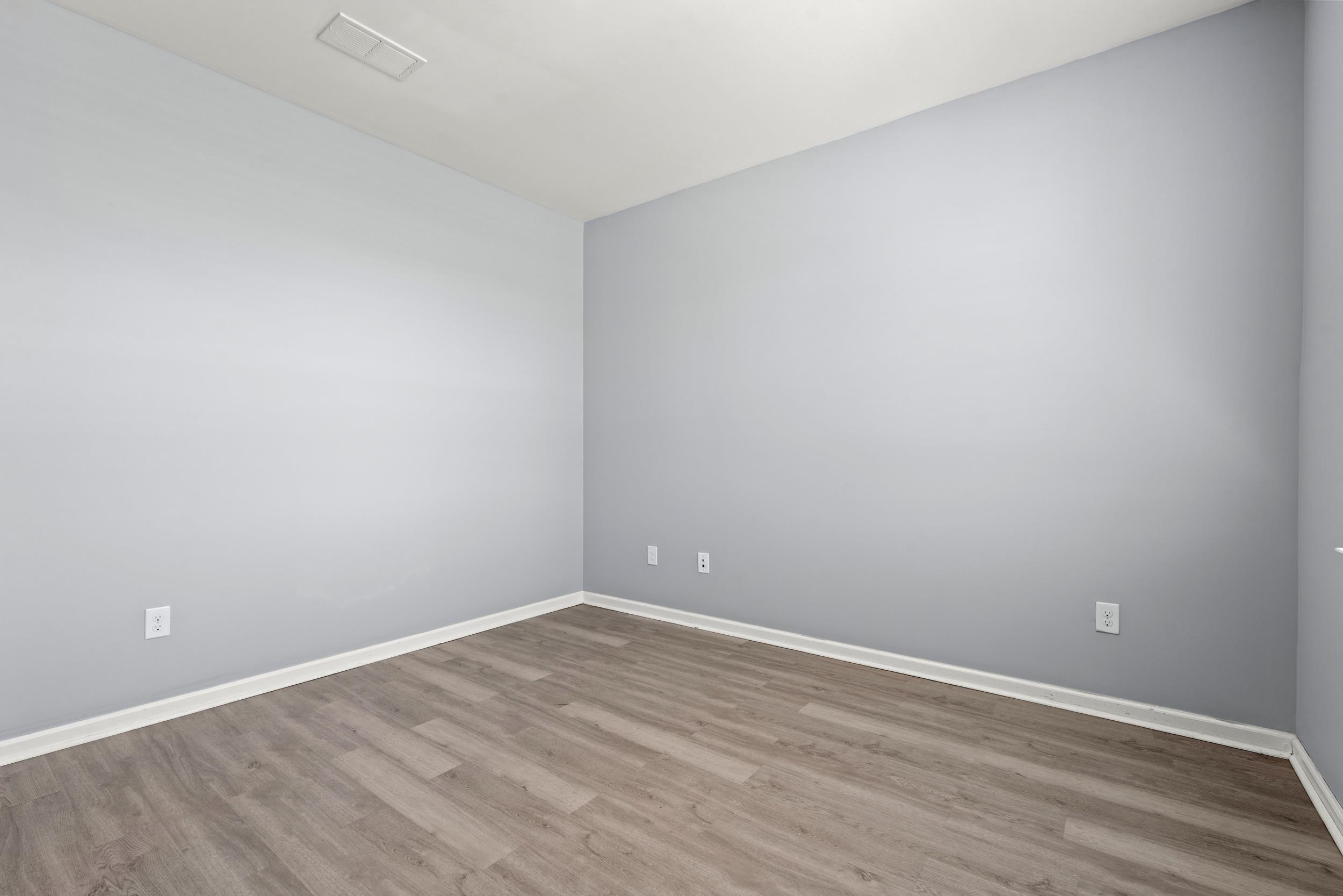 420 Sunforest Way Property Photo 10