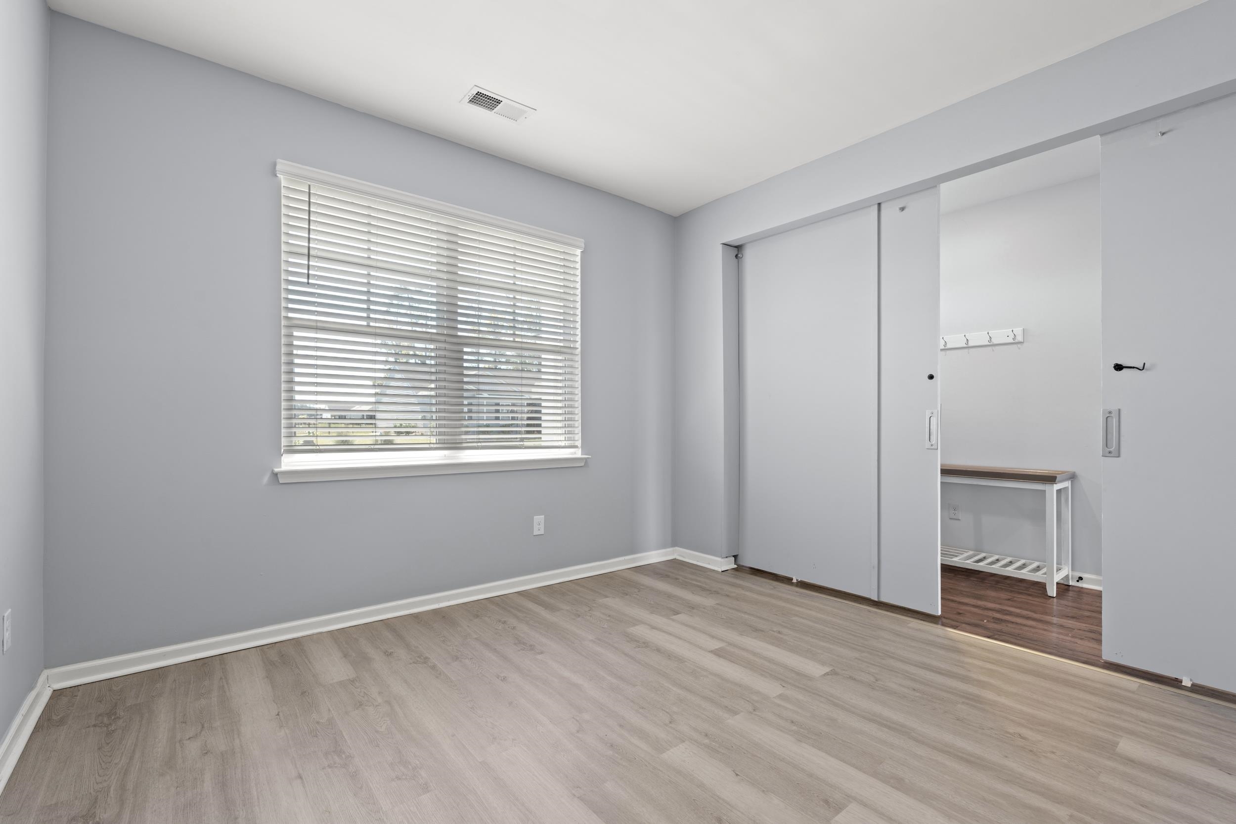 420 Sunforest Way Property Photo 11