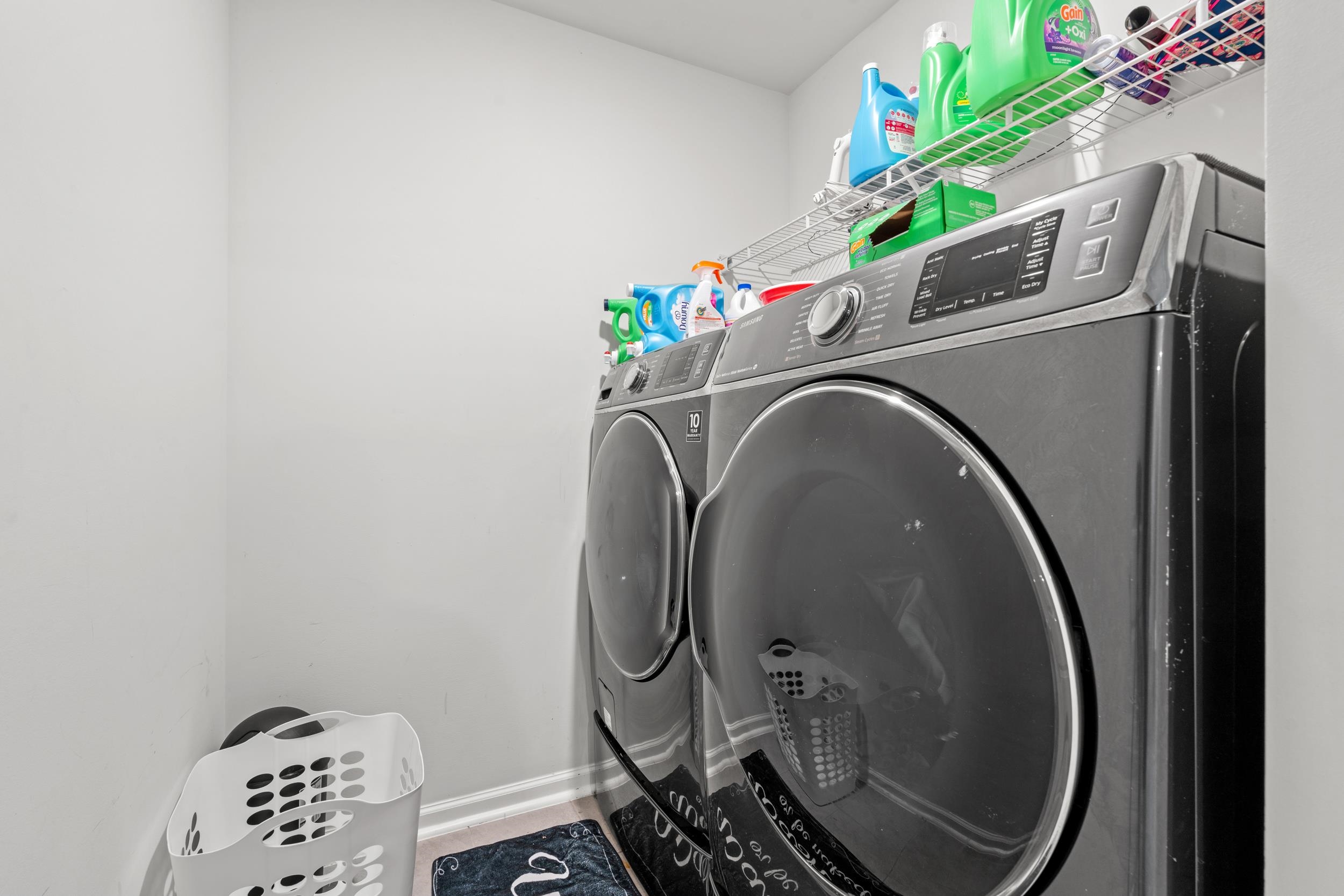 420 Sunforest Way Property Photo 17