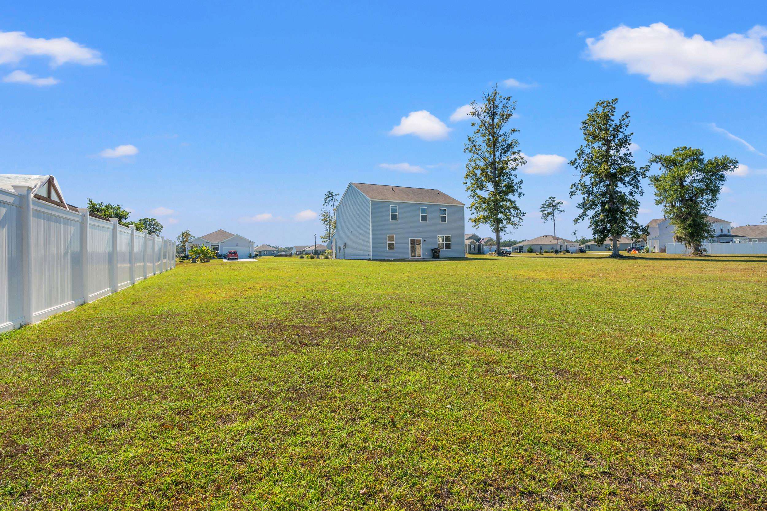 420 Sunforest Way Property Photo 29