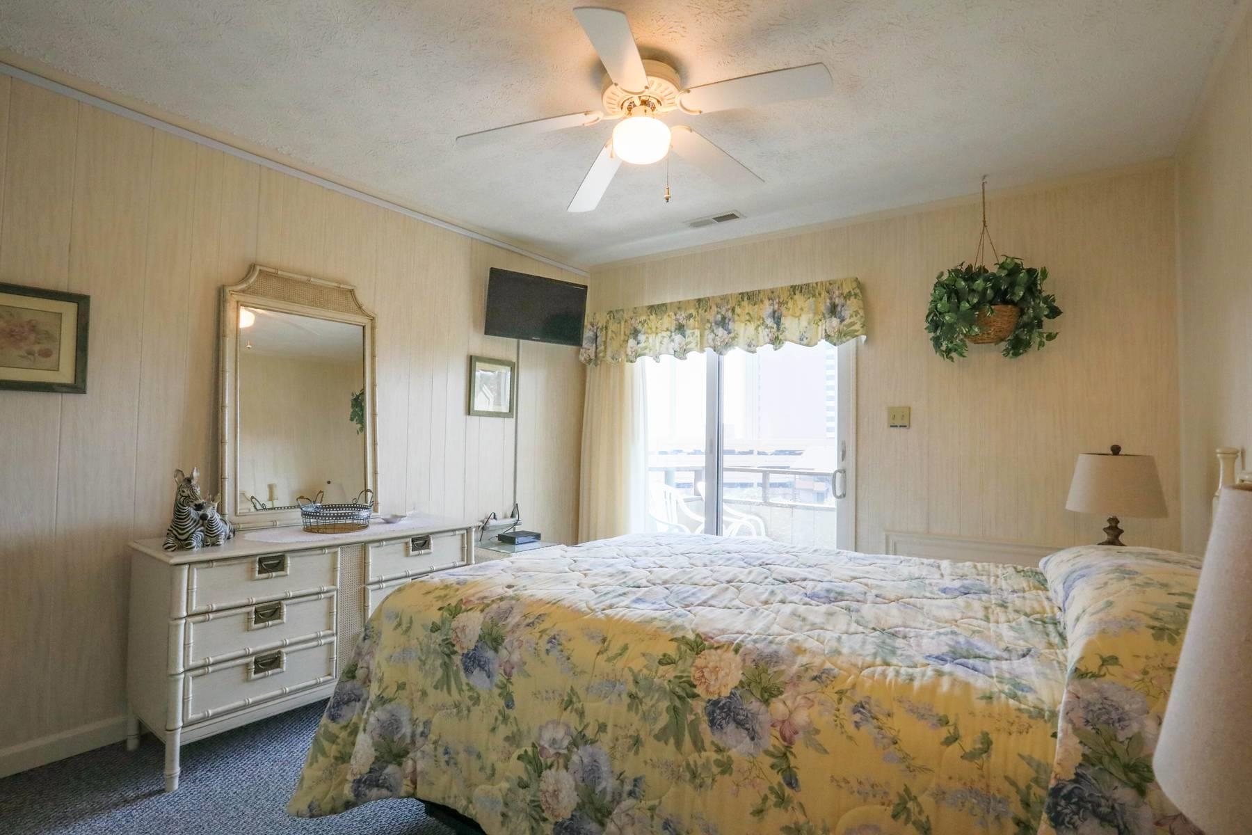 9501 Shore Dr. Property Photo 10