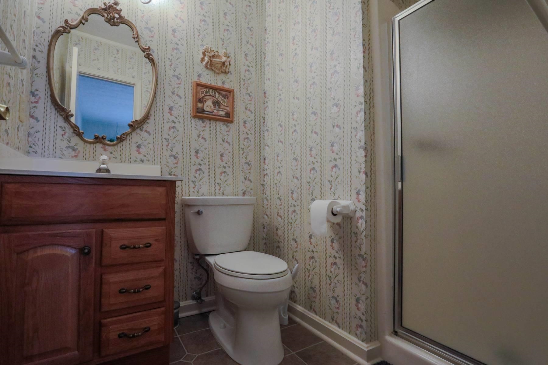 9501 Shore Dr. Property Photo 15