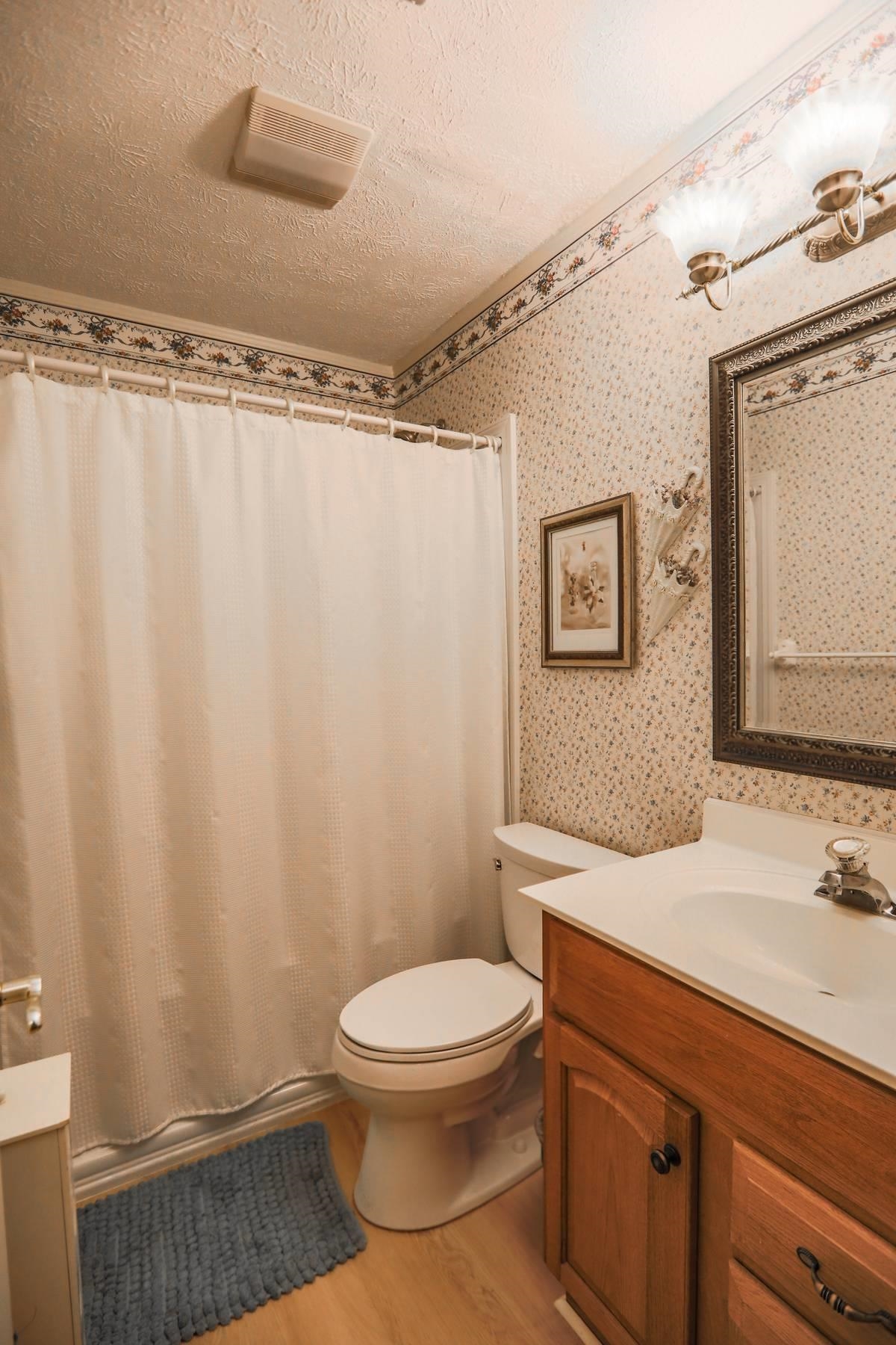 9501 Shore Dr. Property Photo 16