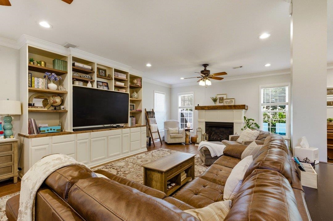 426 Blackberry Ln. Property Photo 10