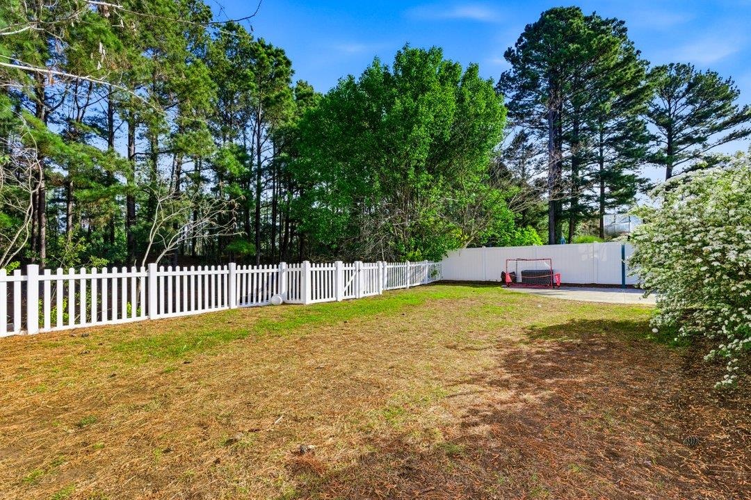 426 Blackberry Ln. Property Photo 35