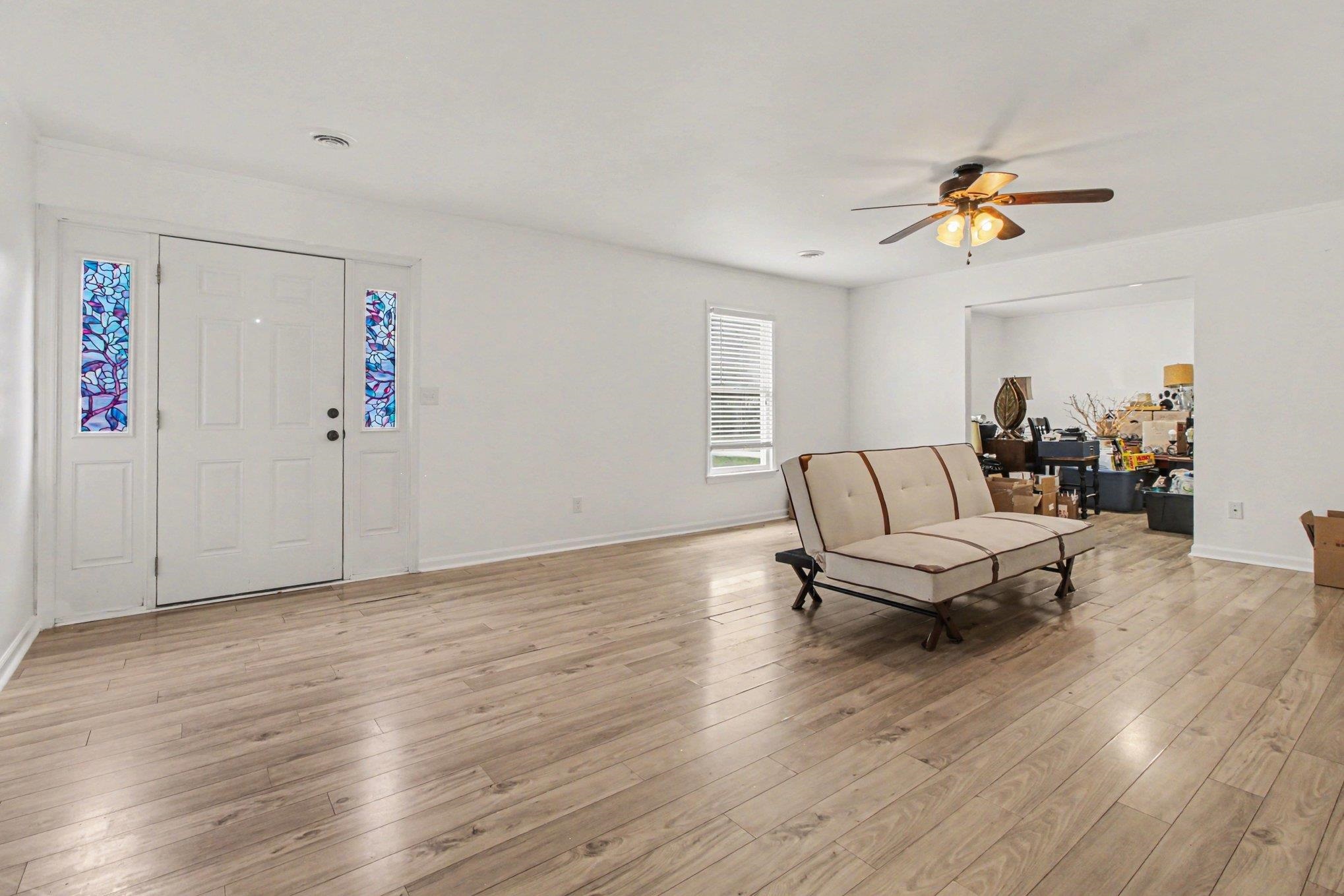 129 Brookgate Dr. Property Photo 8