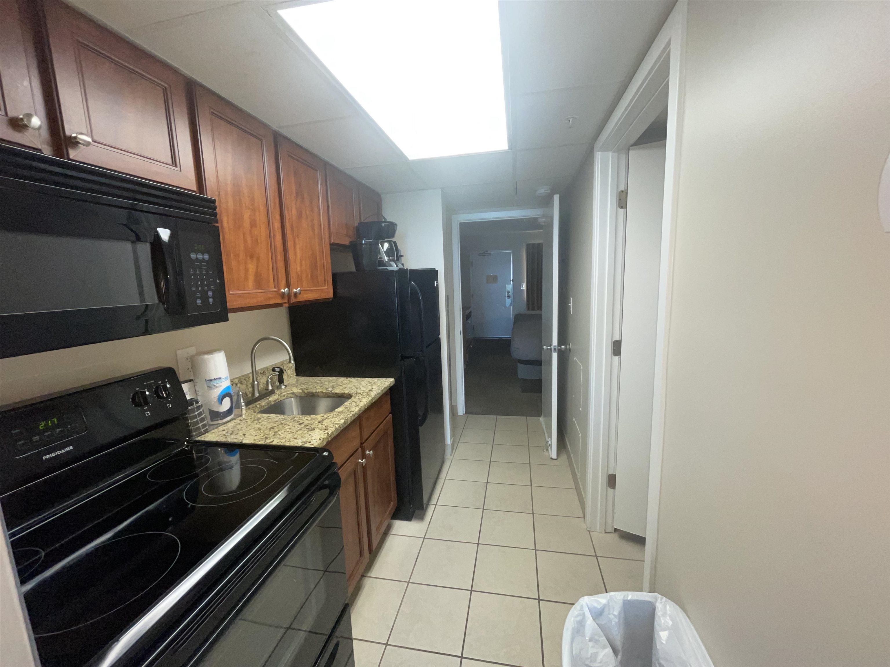 2000 N Ocean Blvd. Property Photo 10