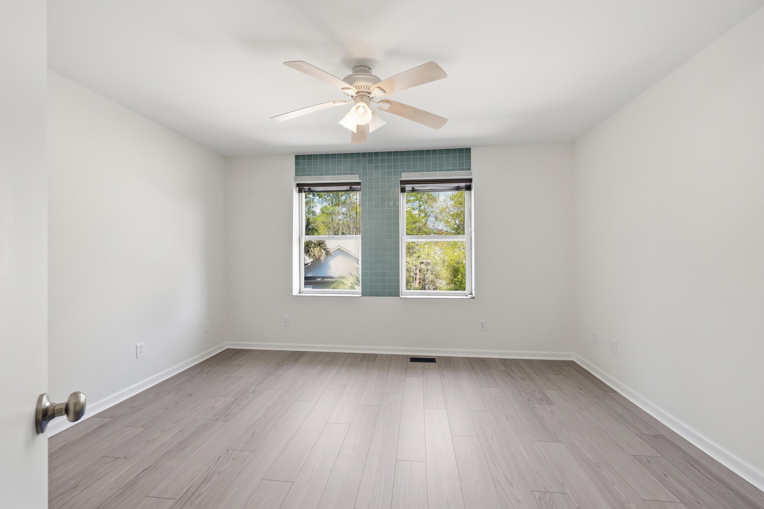 2227 Jefferson Circle Property Photo 14