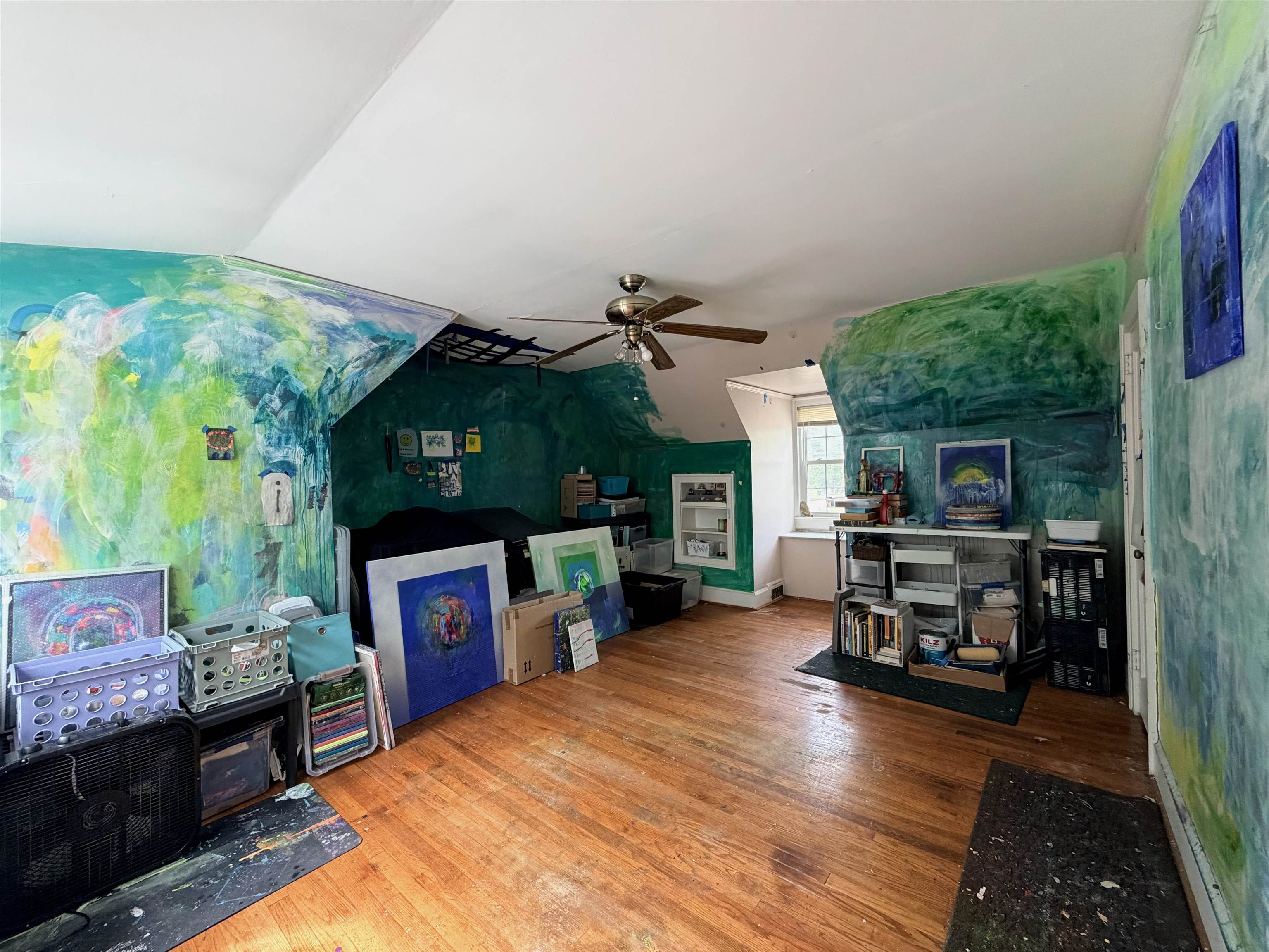 605 E Main St. Property Photo 4