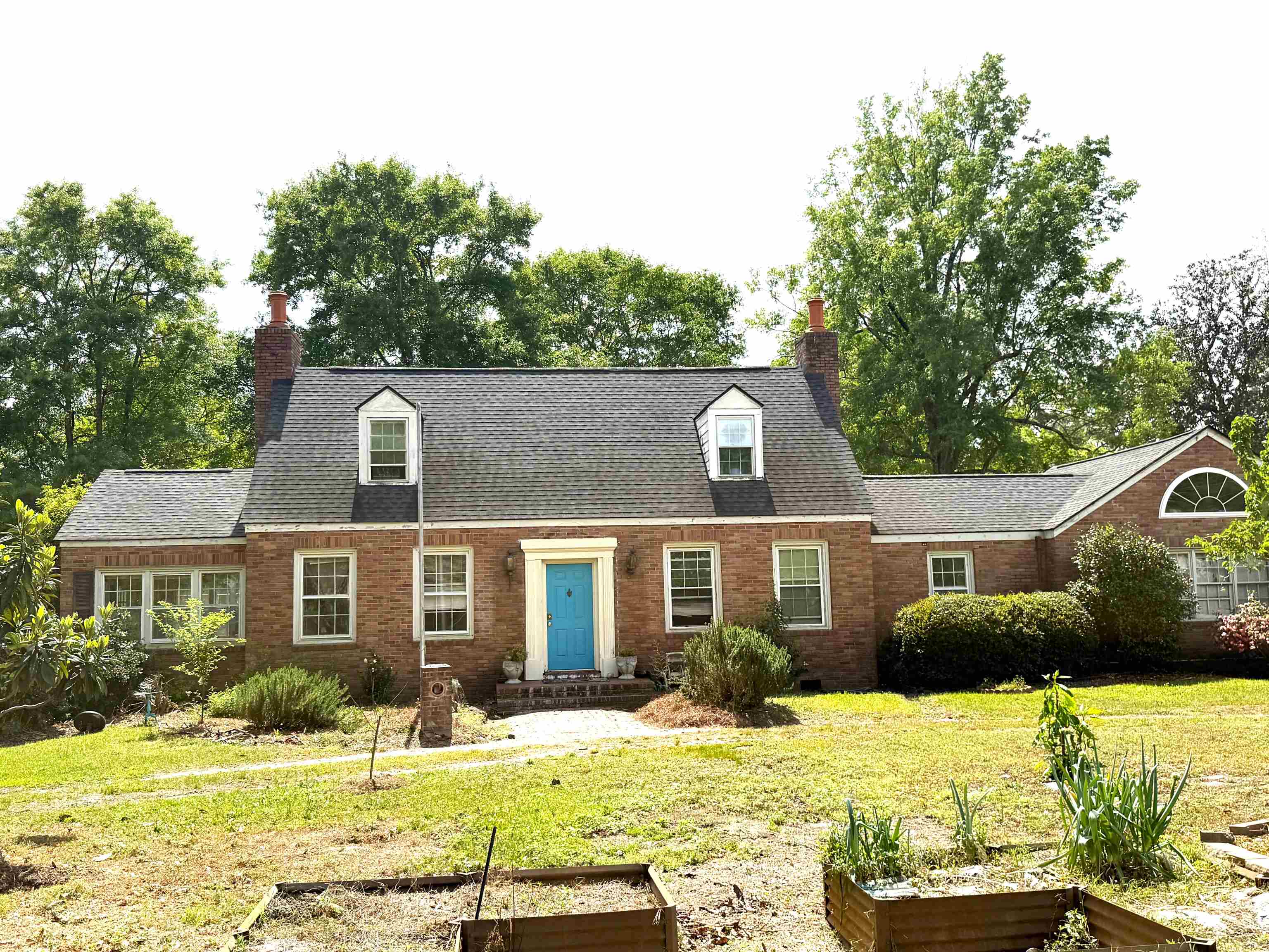 605 E Main St. Property Photo 45