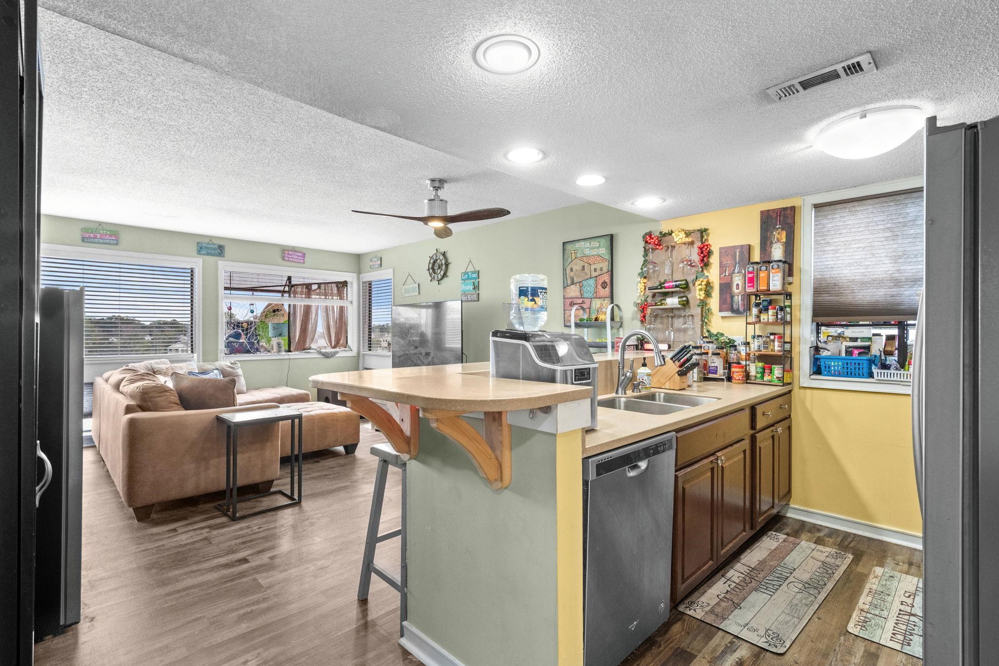 351 Lake Arrowhead Rd. Property Photo 4