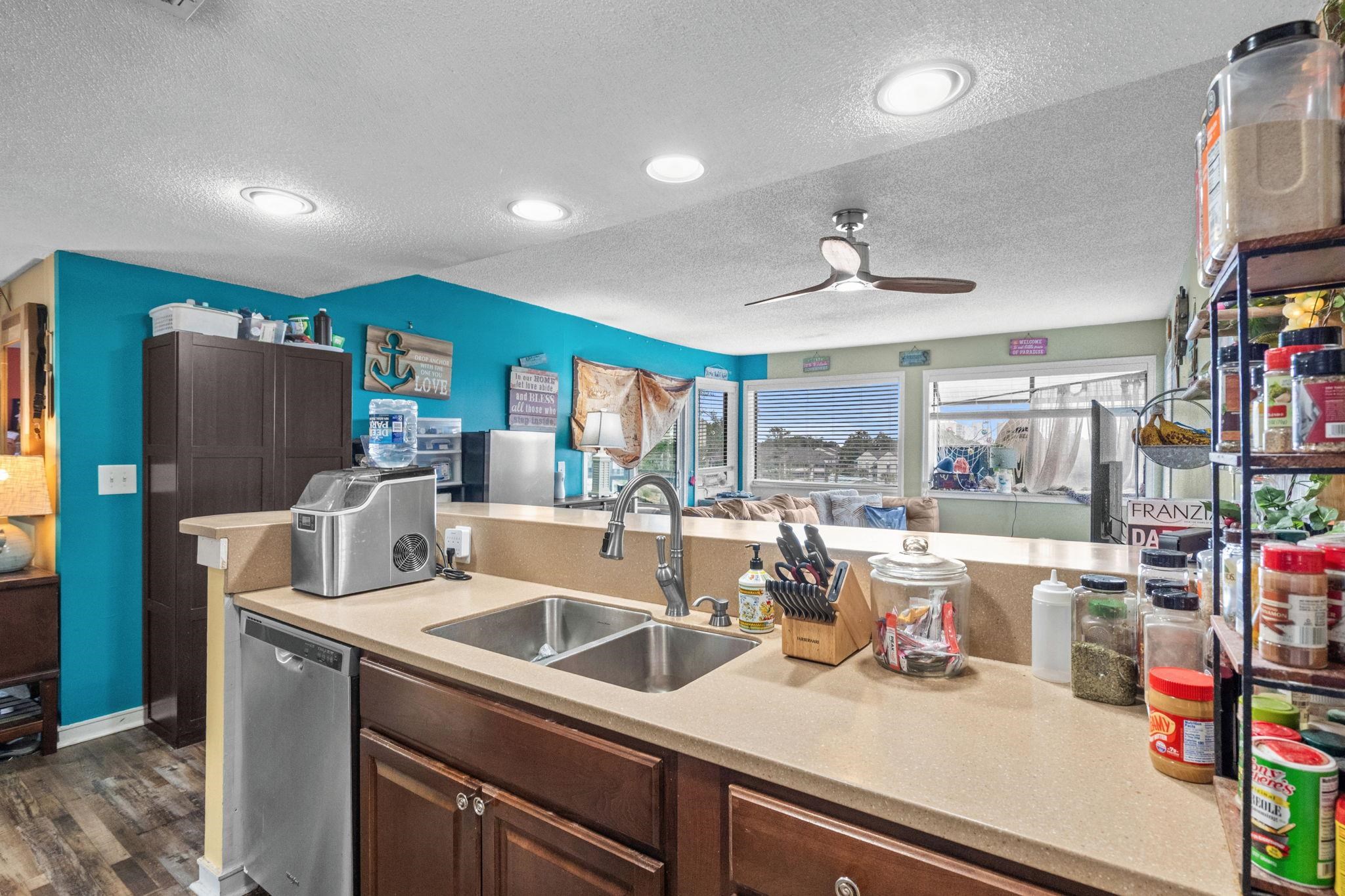 351 Lake Arrowhead Rd. Property Photo 6