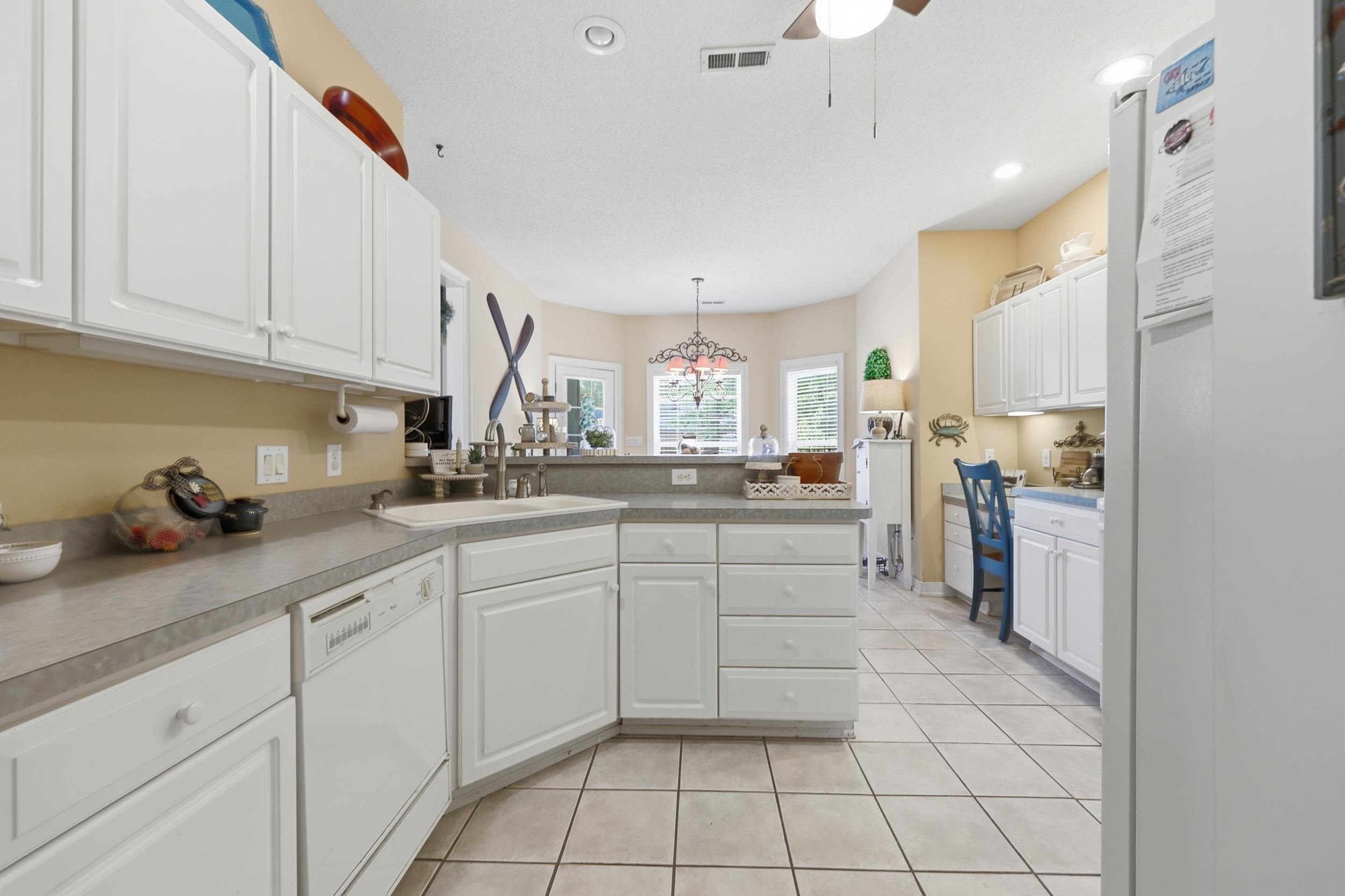 4447 River Rd. Property Photo 8