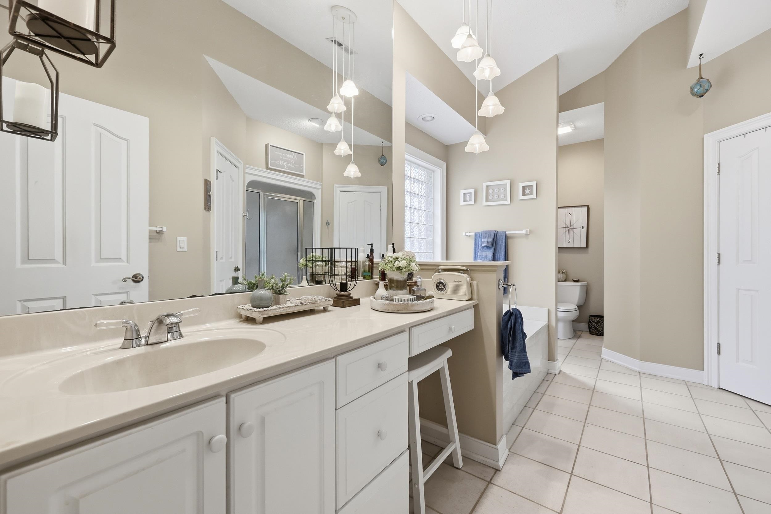 4447 River Rd. Property Photo 17