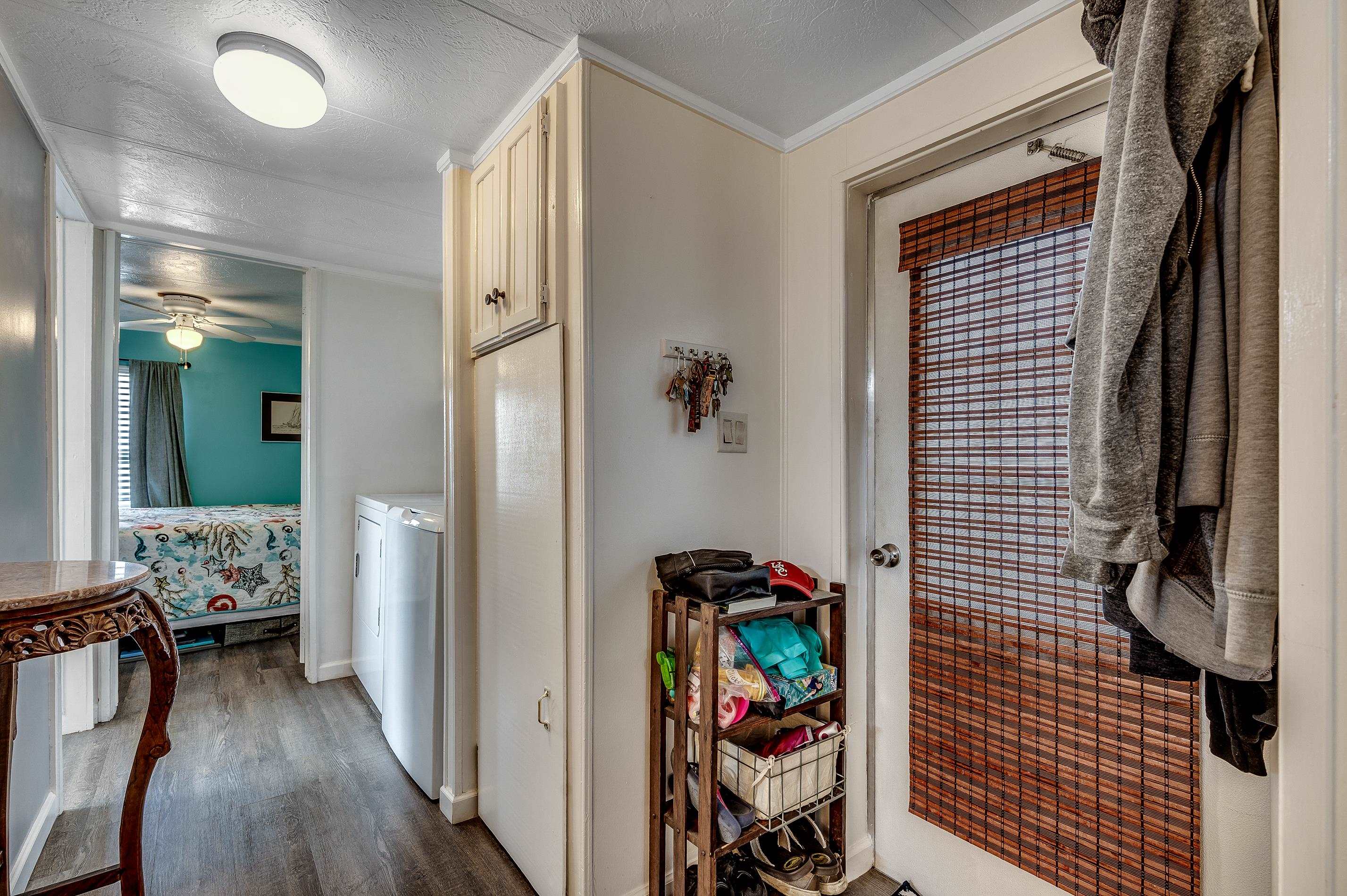 1505 Gardenia Ave. Property Photo 13