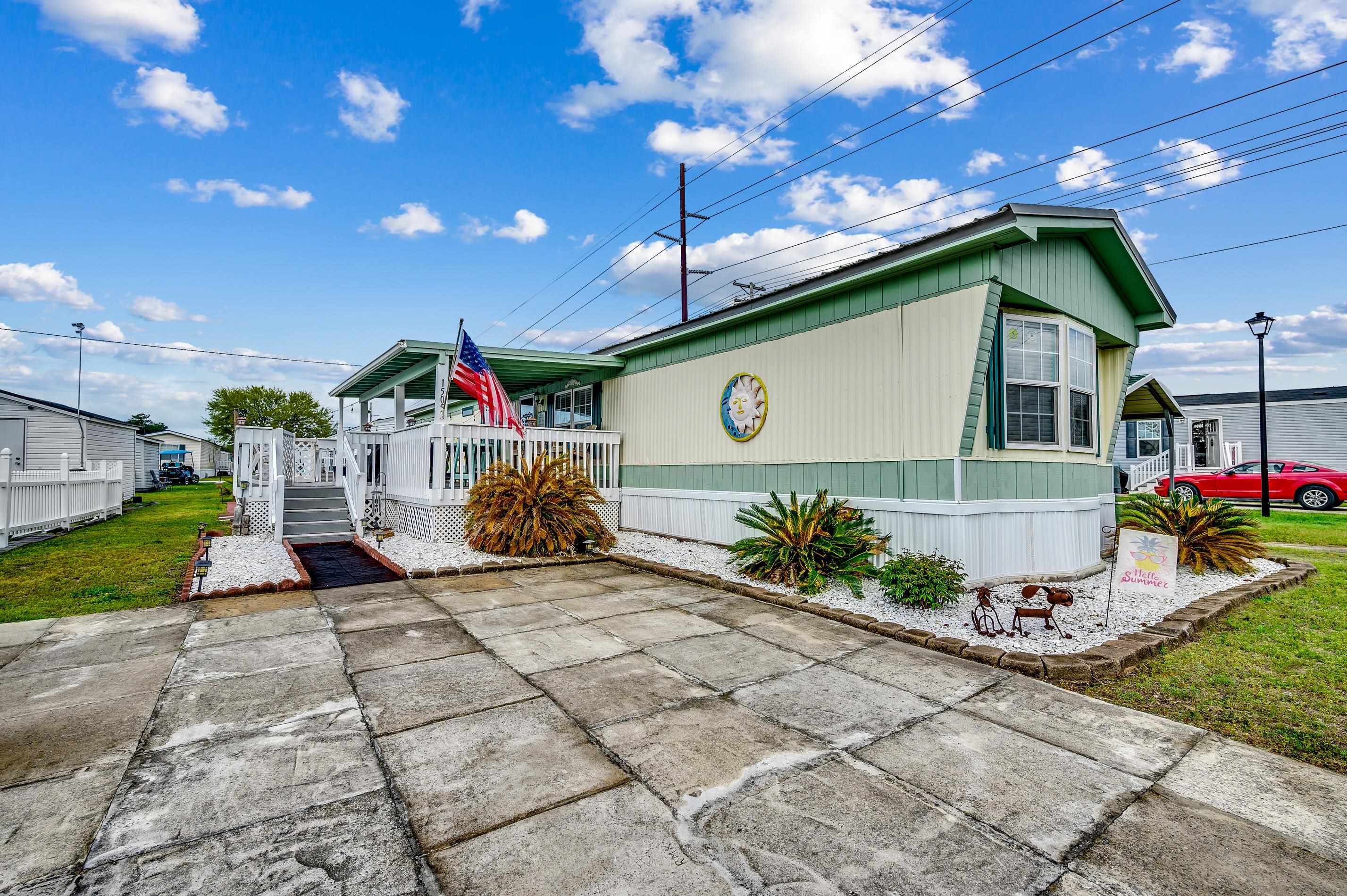 1505 Gardenia Ave. Property Photo 18