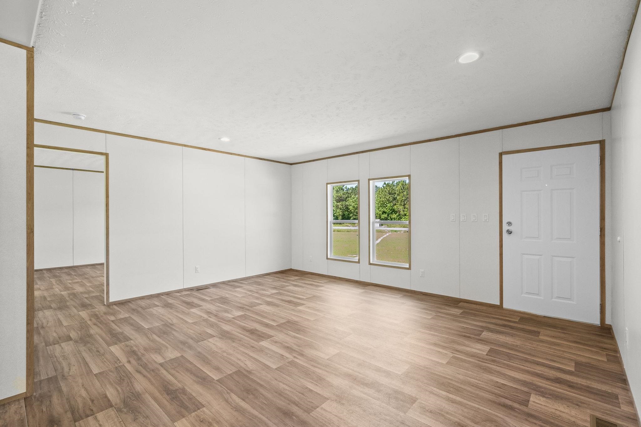 105 Retired Ave. Property Photo 6