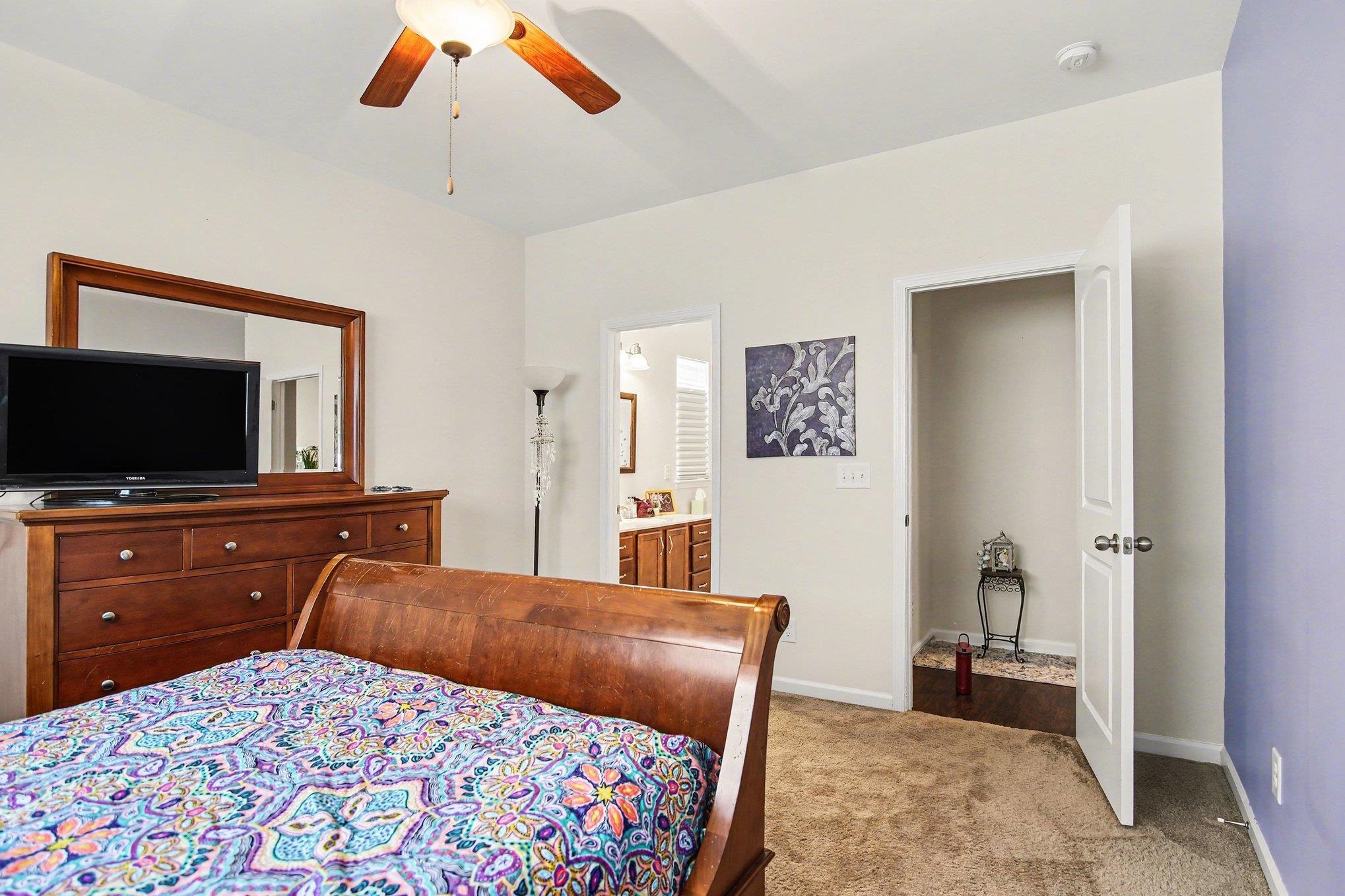 605 Queen Palm Ct. Property Photo 21