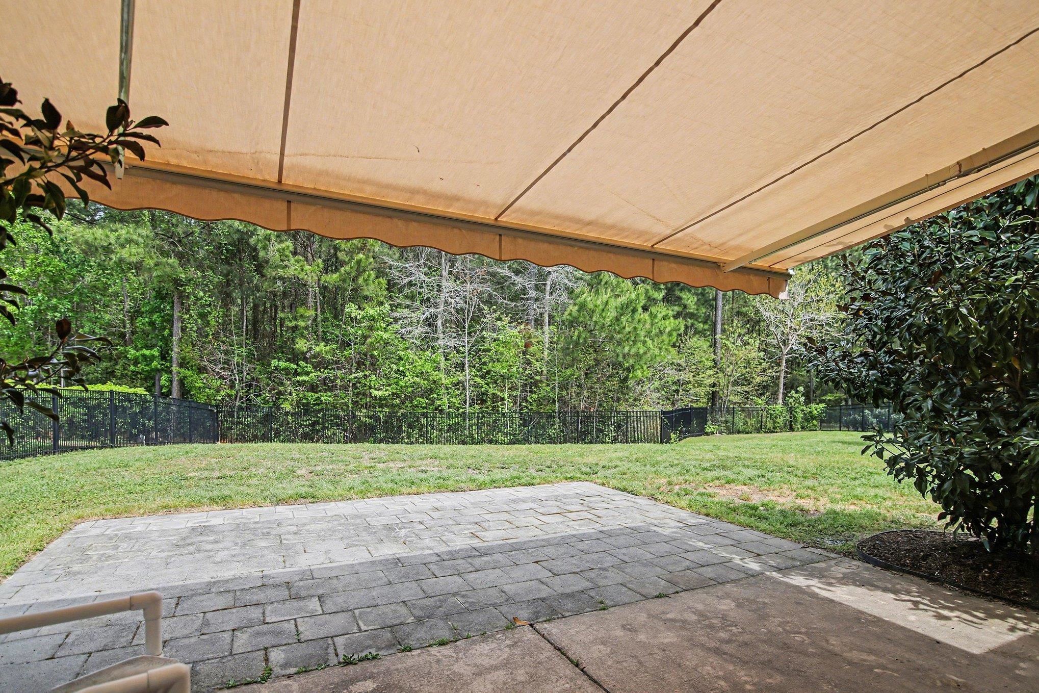605 Queen Palm Ct. Property Photo 27