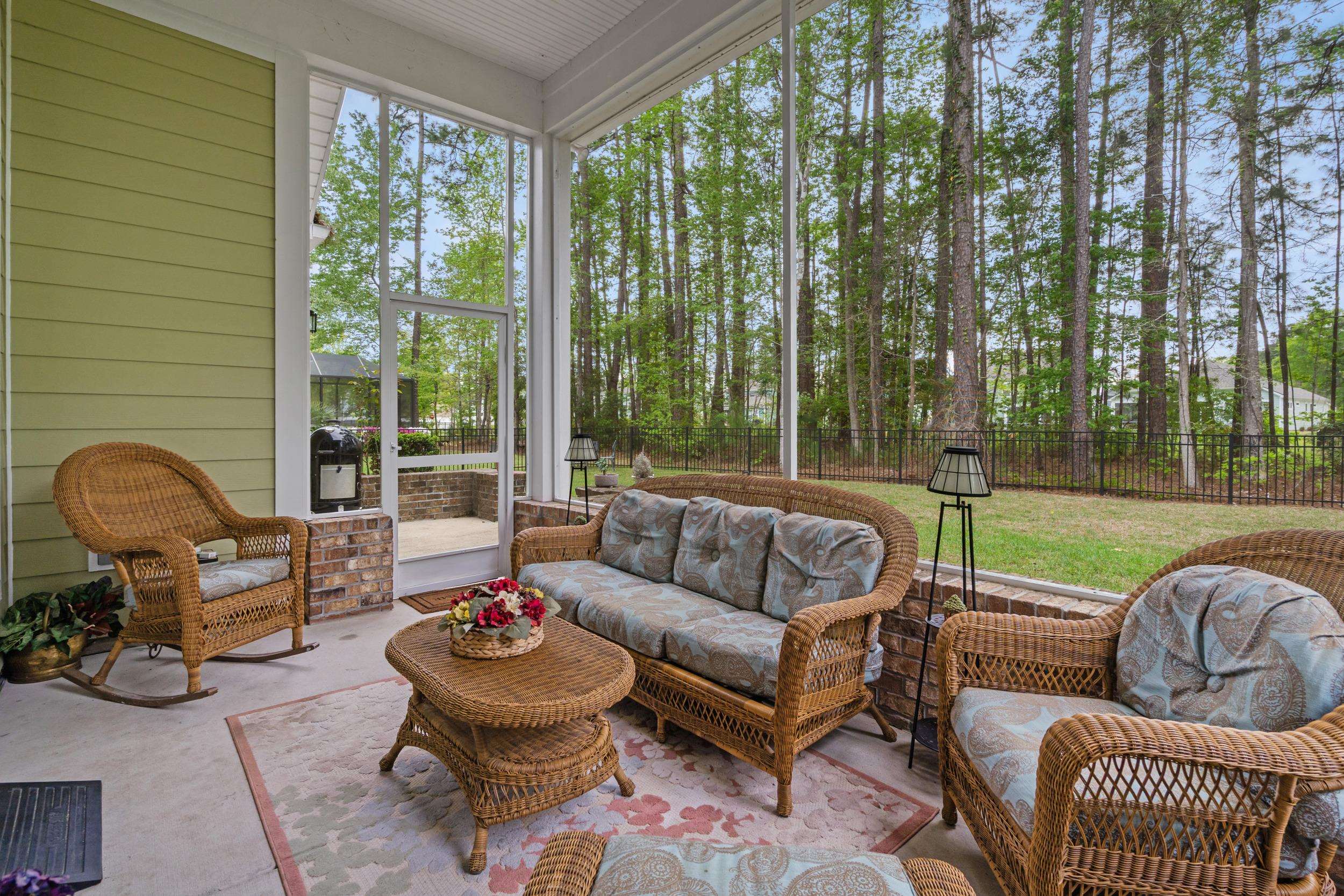 2851 Mcleod Ln. Property Photo 25