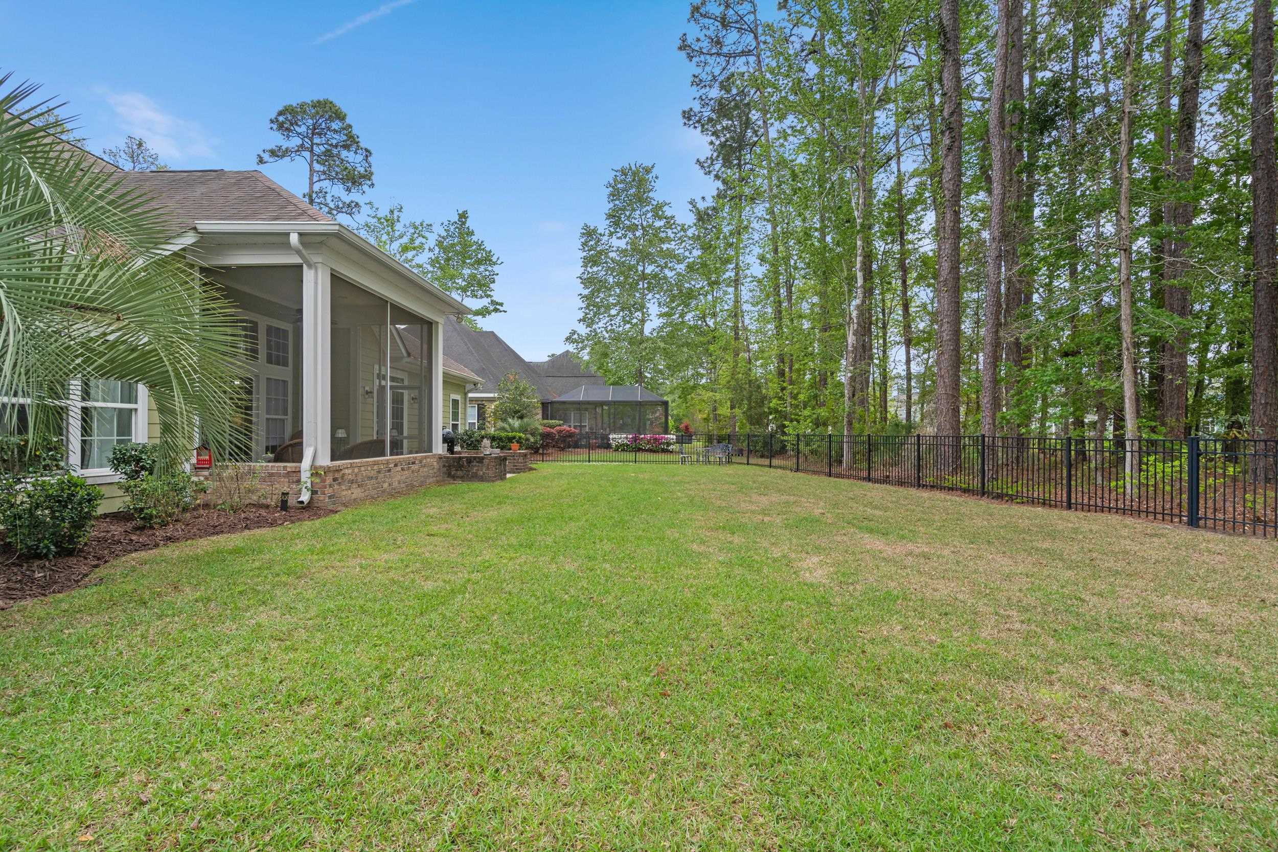 2851 Mcleod Ln. Property Photo 29