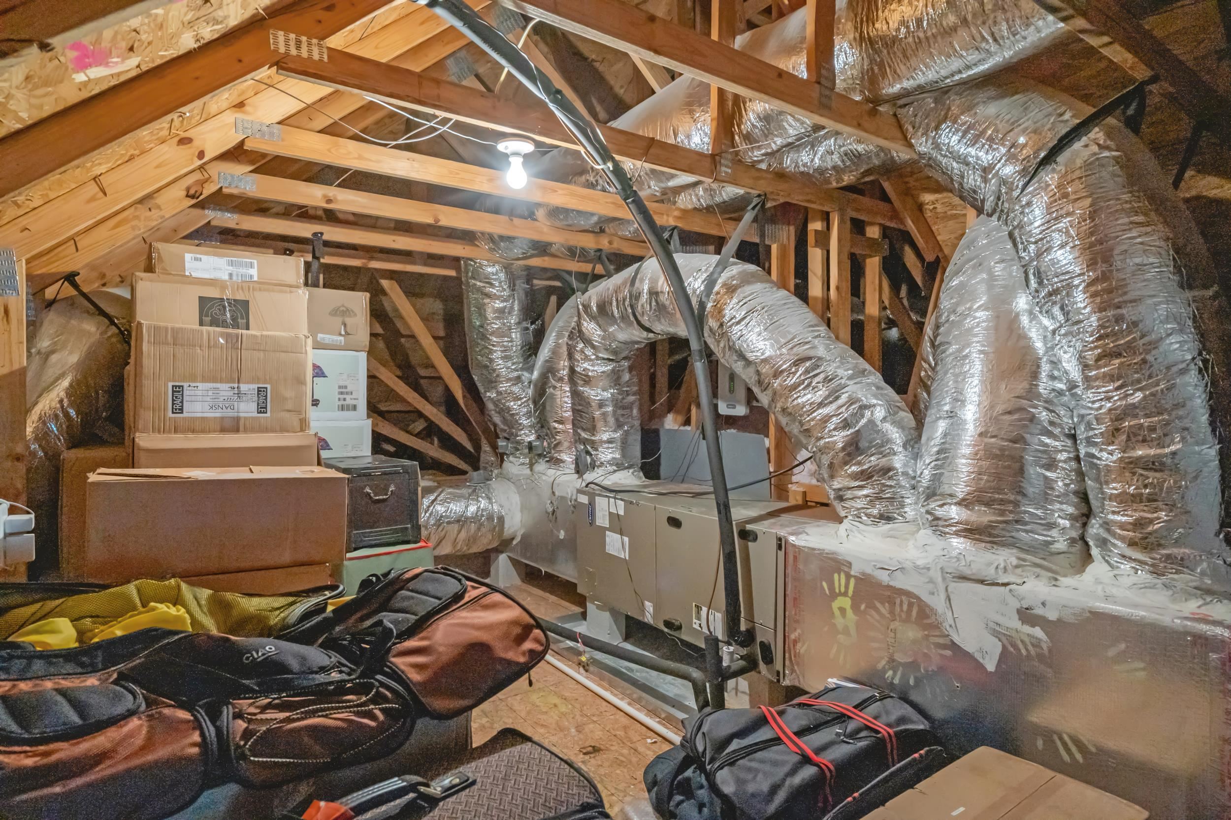 2851 Mcleod Ln. Property Photo 45