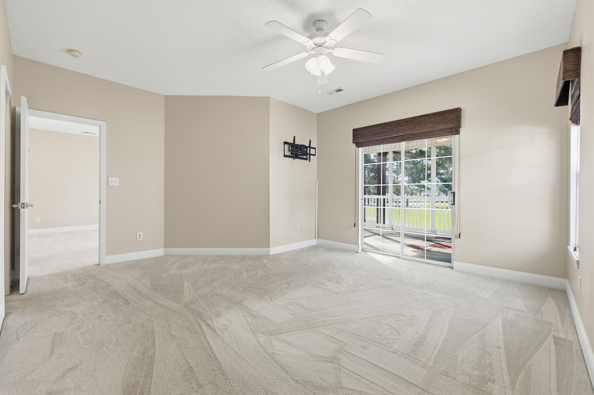 5049 Glenbrook Dr. Property Photo 21