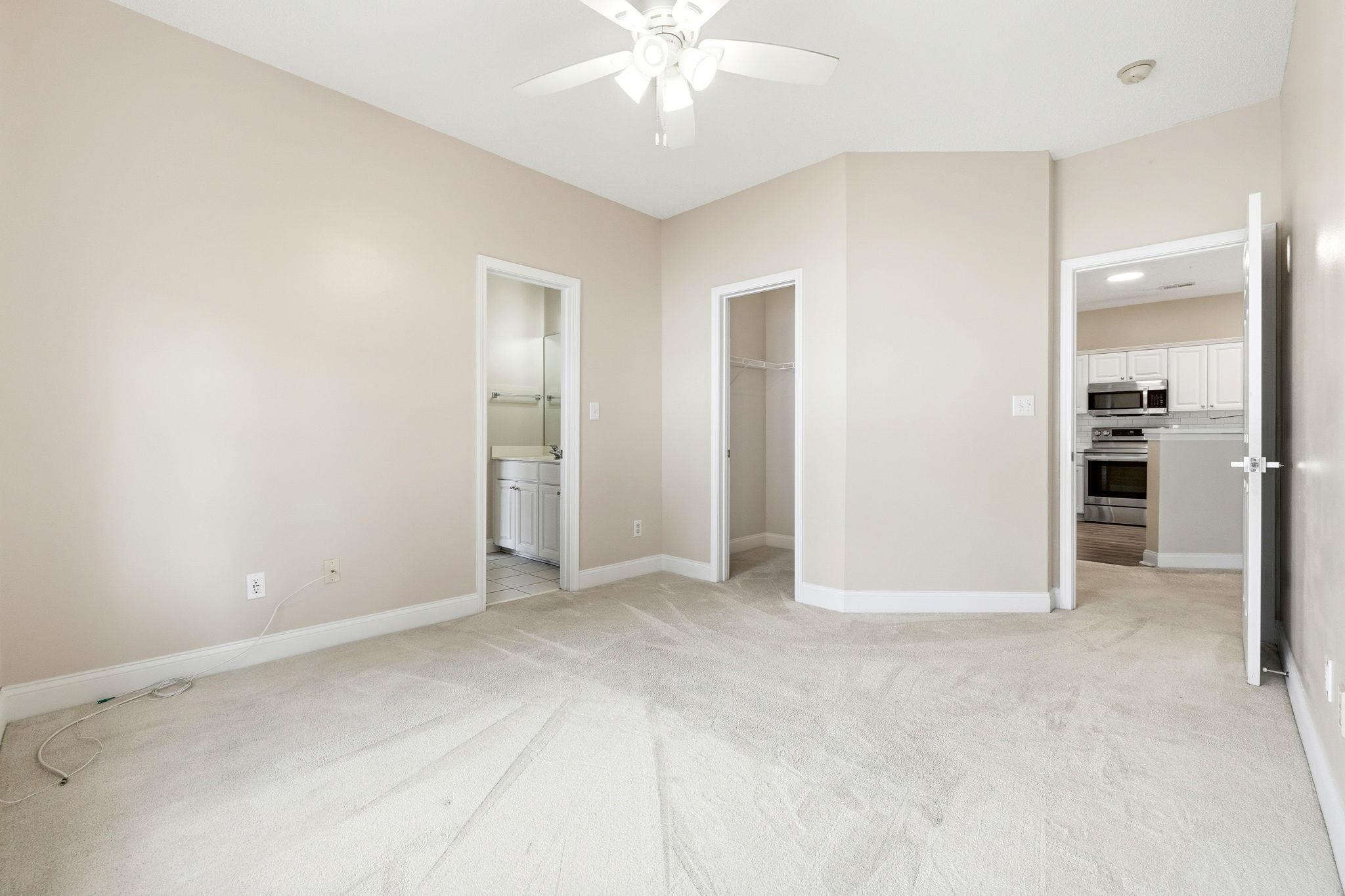 5049 Glenbrook Dr. Property Photo 31