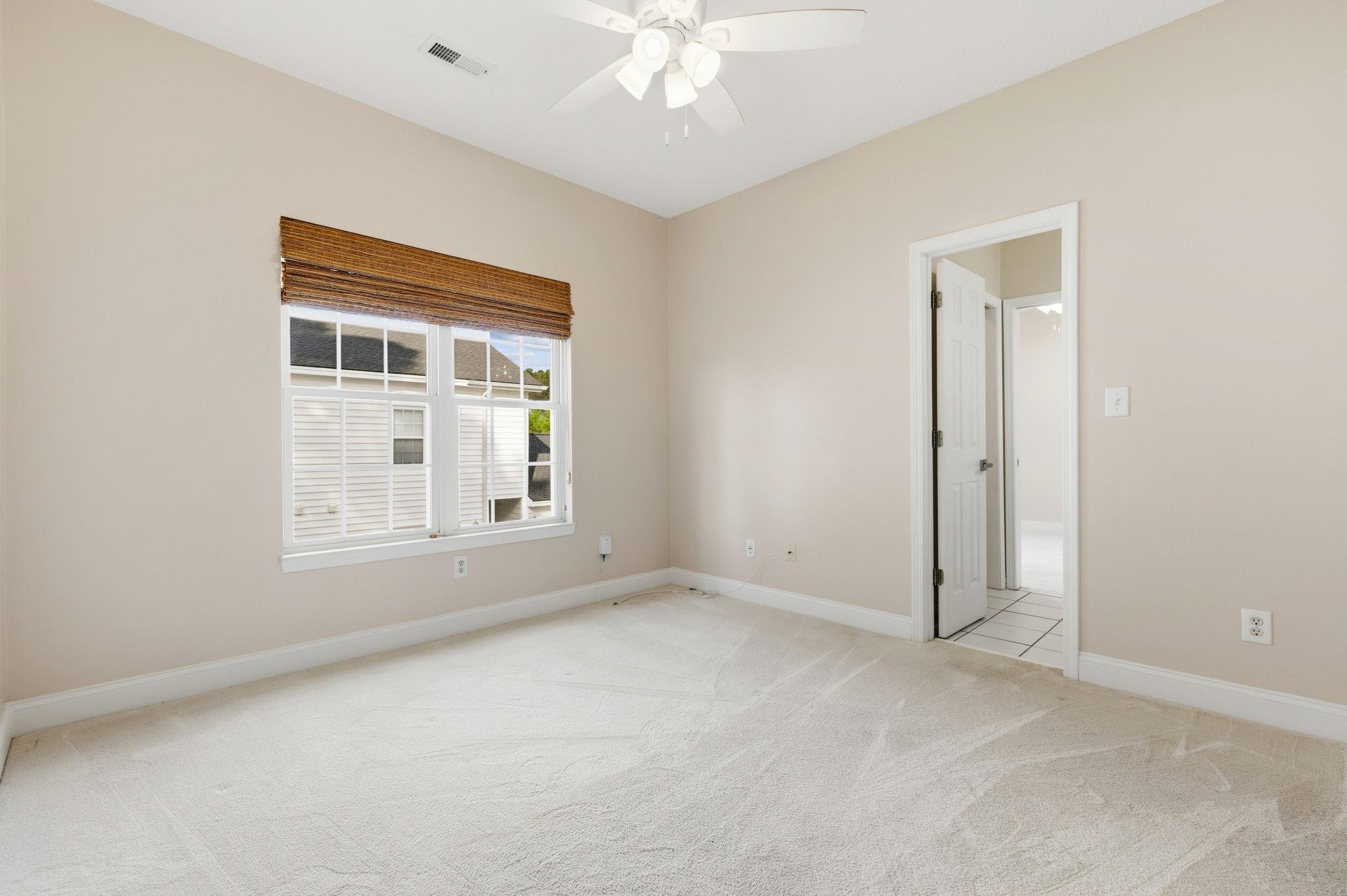 5049 Glenbrook Dr. Property Photo 32