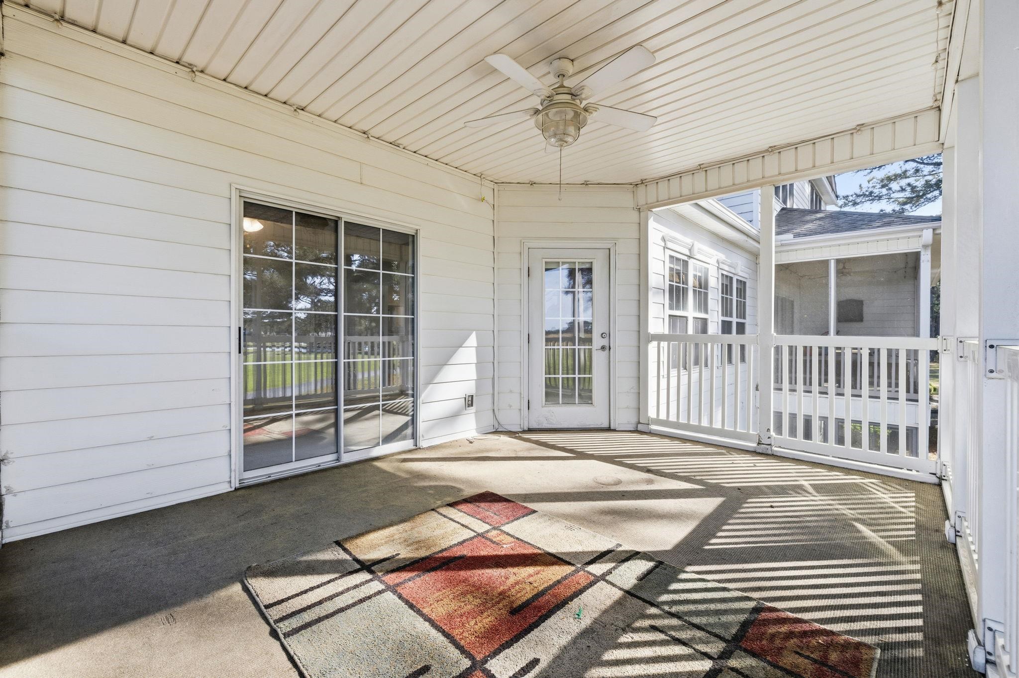 5049 Glenbrook Dr. Property Photo 36