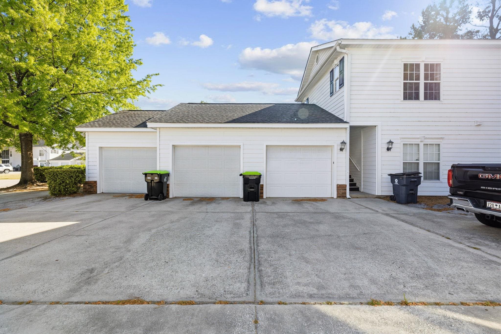 5049 Glenbrook Dr. Property Photo 38