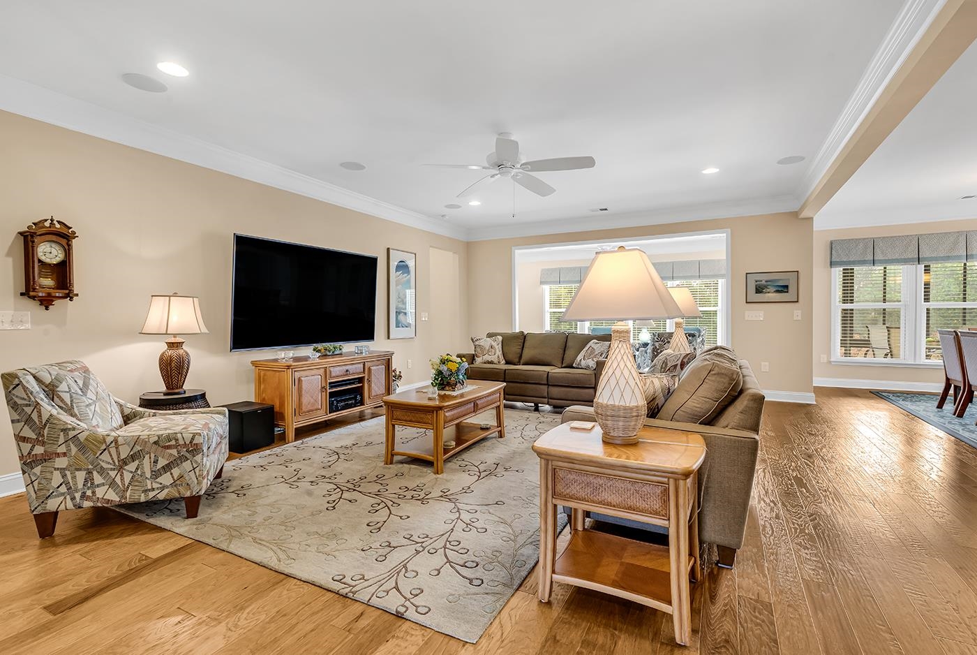 6089 Trieste St. Property Photo 4