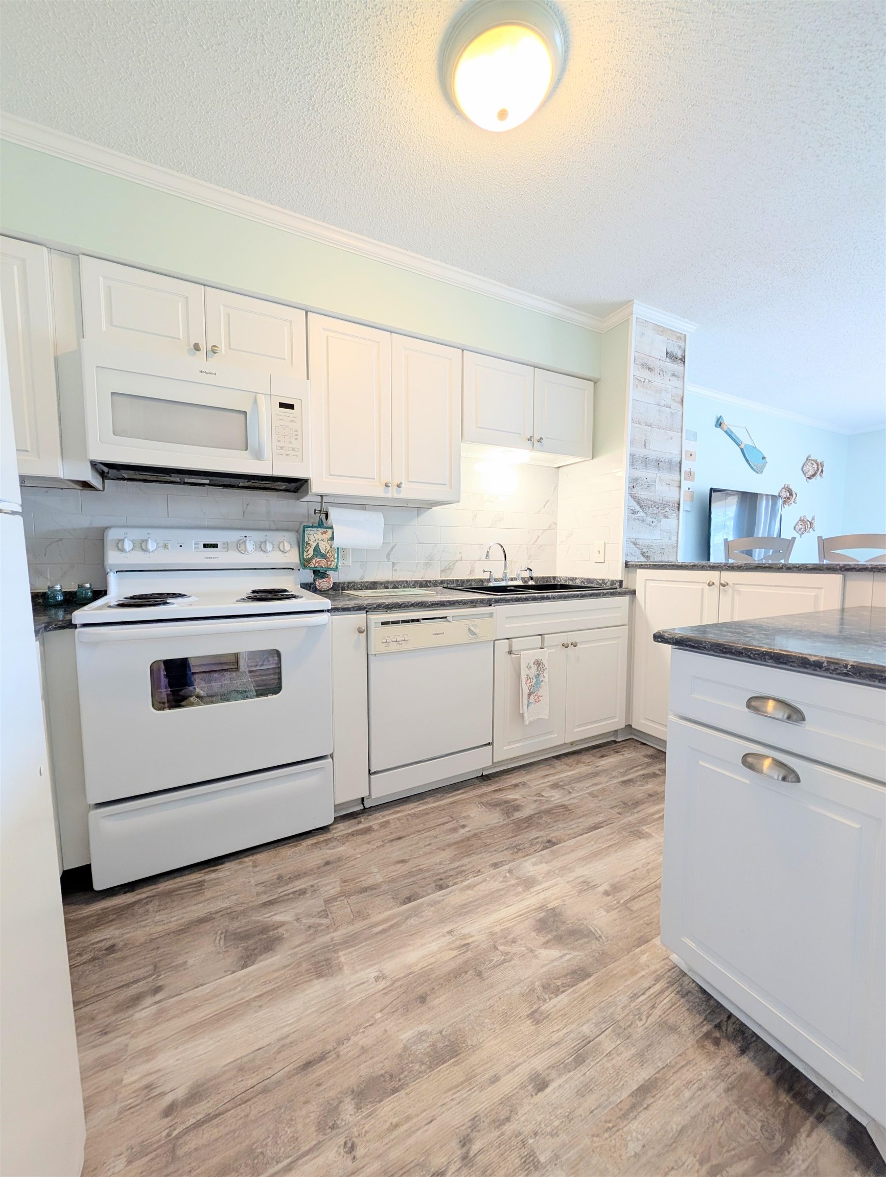 4350 Intercoastal Dr. Property Photo 5