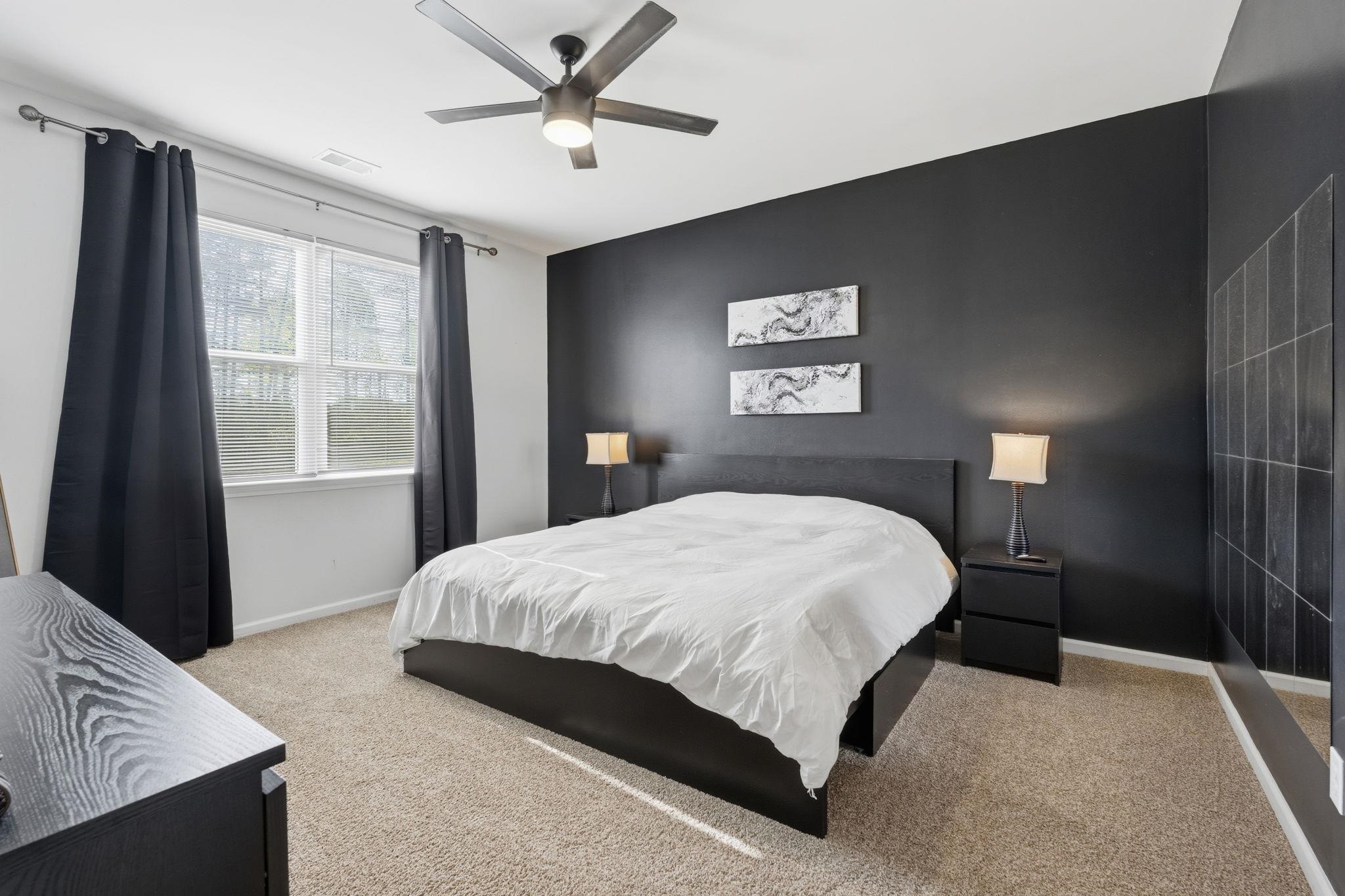 2261 Blackthorn Dr. Property Photo 8