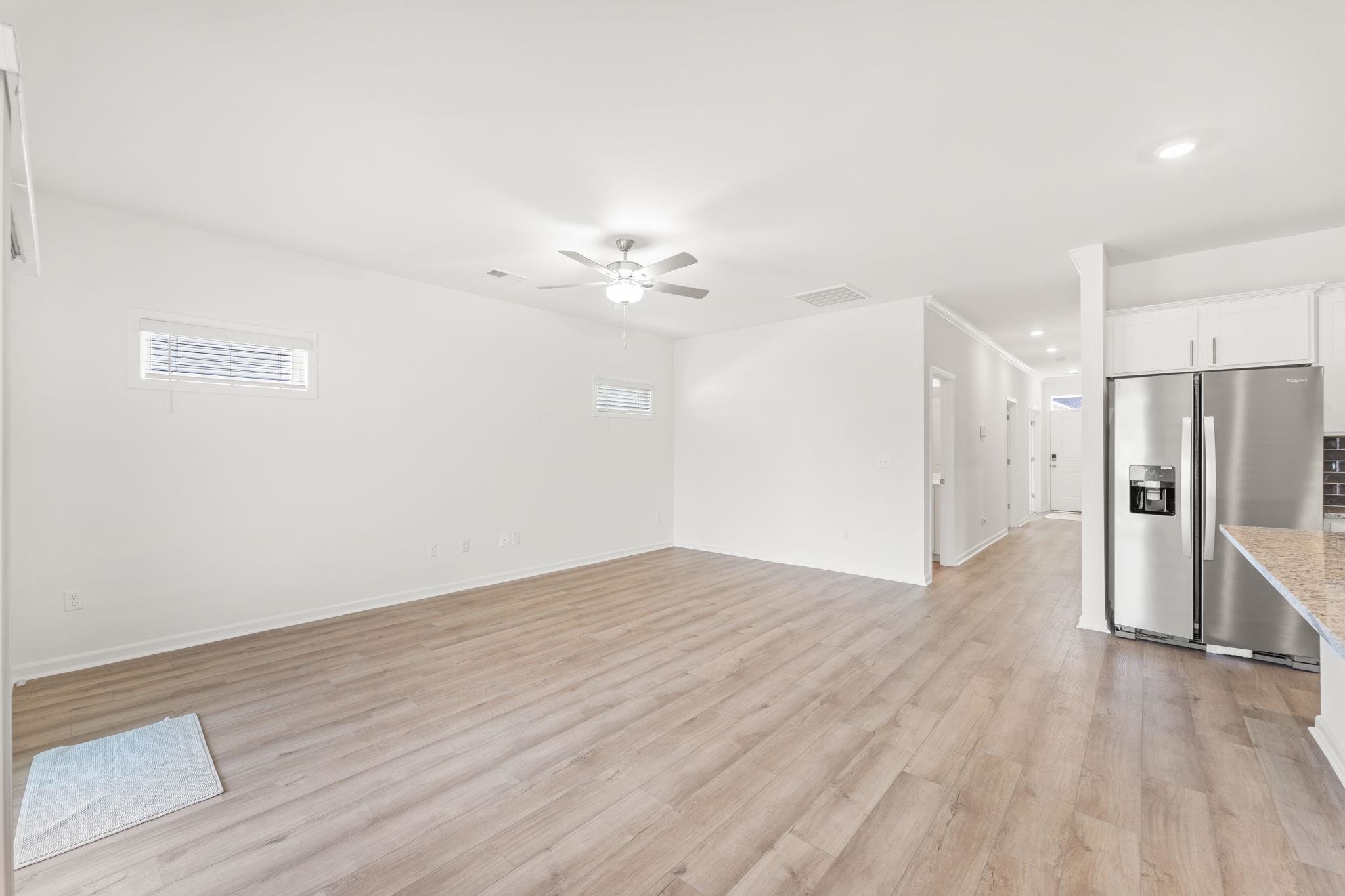 545 Honeyhill Loop Property Photo 12
