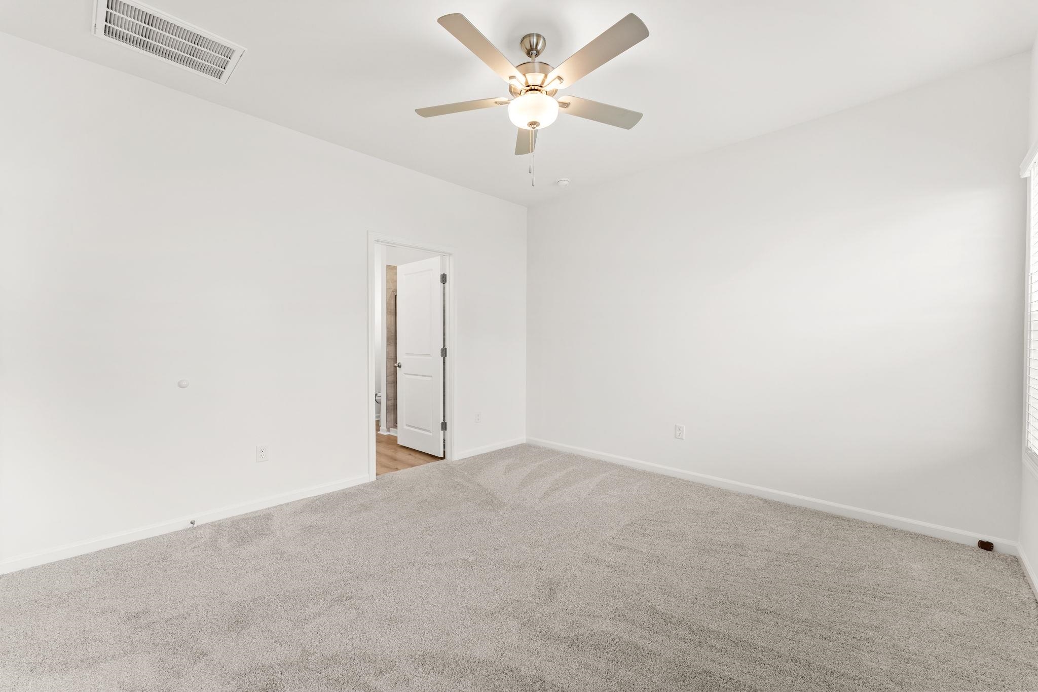 545 Honeyhill Loop Property Photo 28
