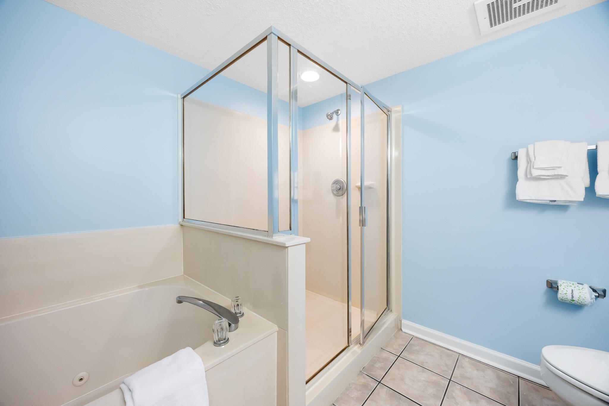102 N Ocean Blvd. Property Photo 22