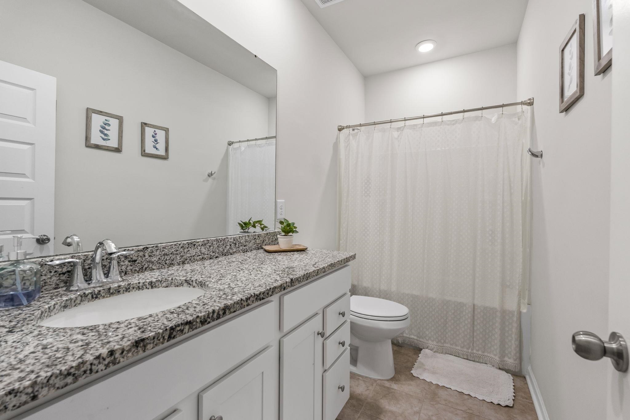 5807 Whitebark Dr. Property Photo 20