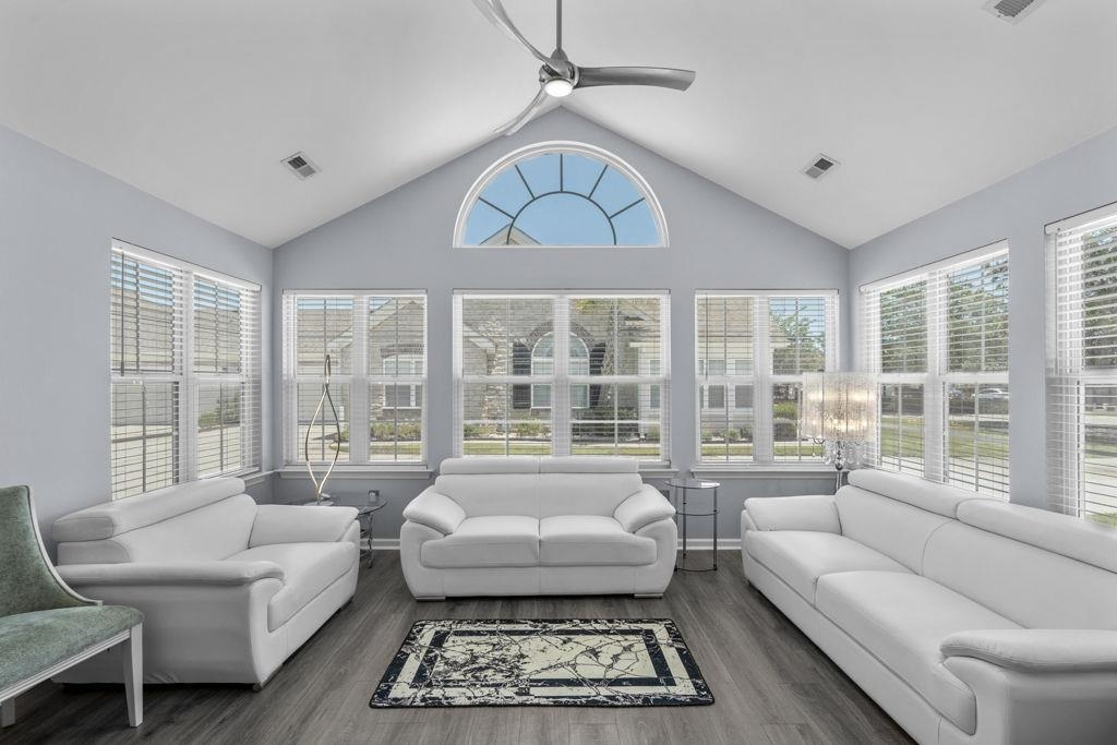 168 Stonegate Blvd. Property Photo 8