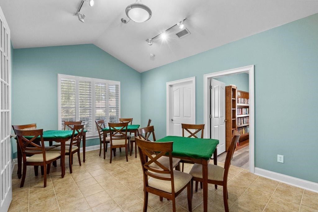 168 Stonegate Blvd. Property Photo 32