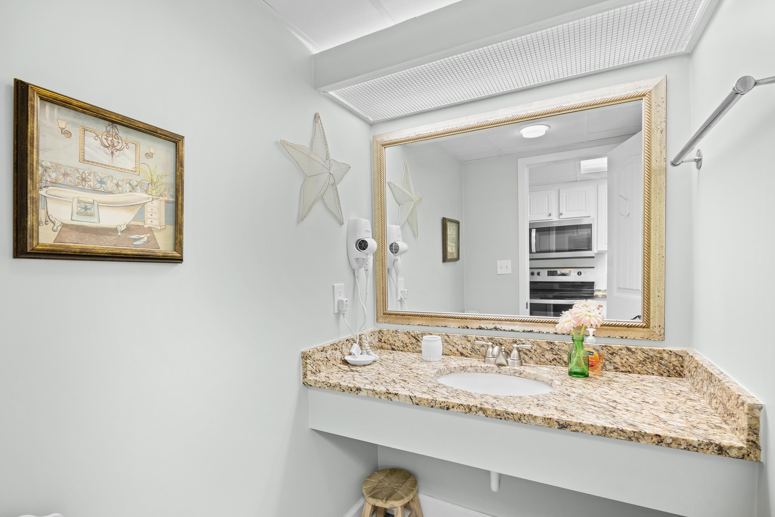 601 Retreat Beach Circle Property Photo 8
