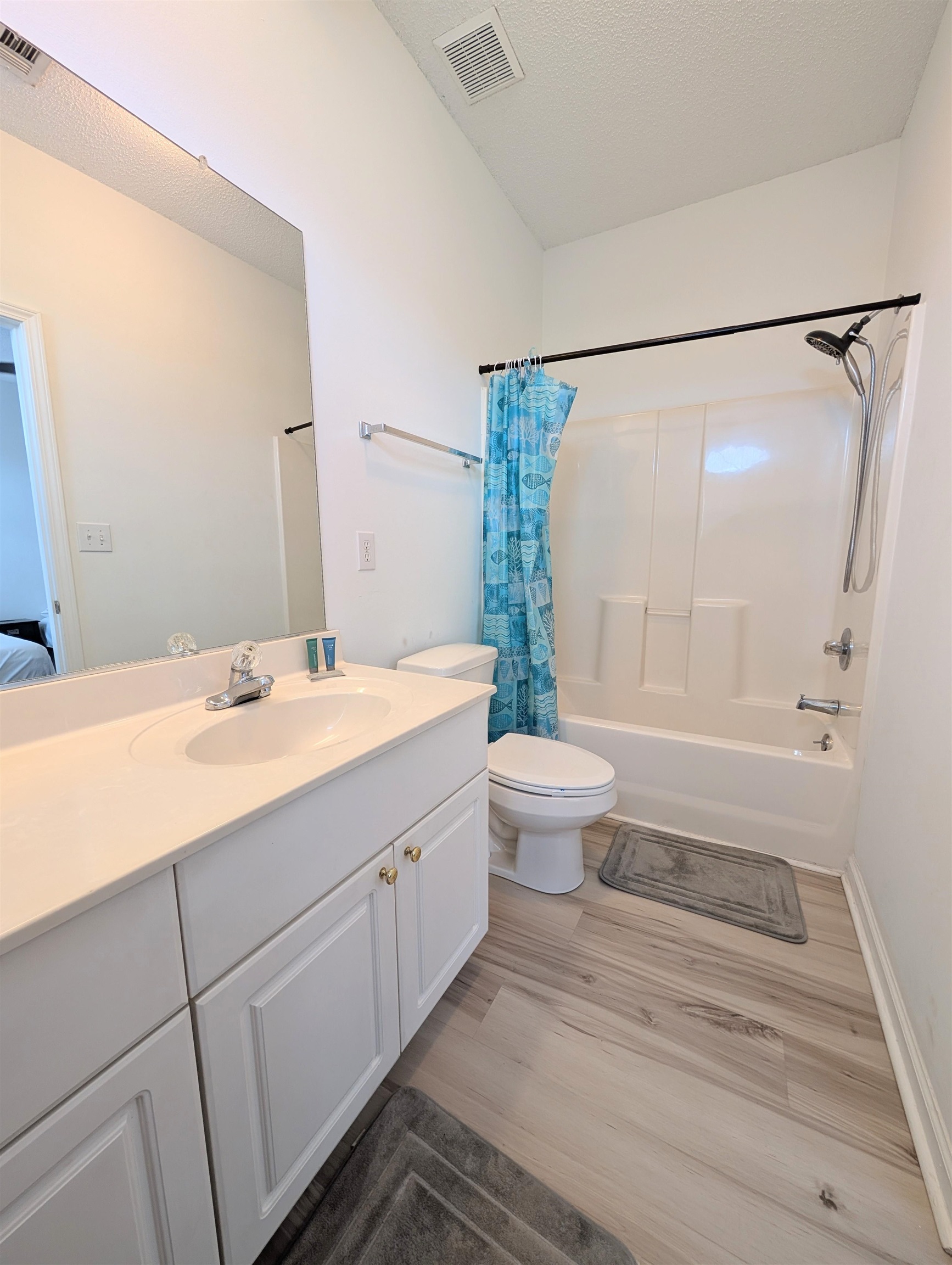 9754 Leyland Dr. Property Photo 11